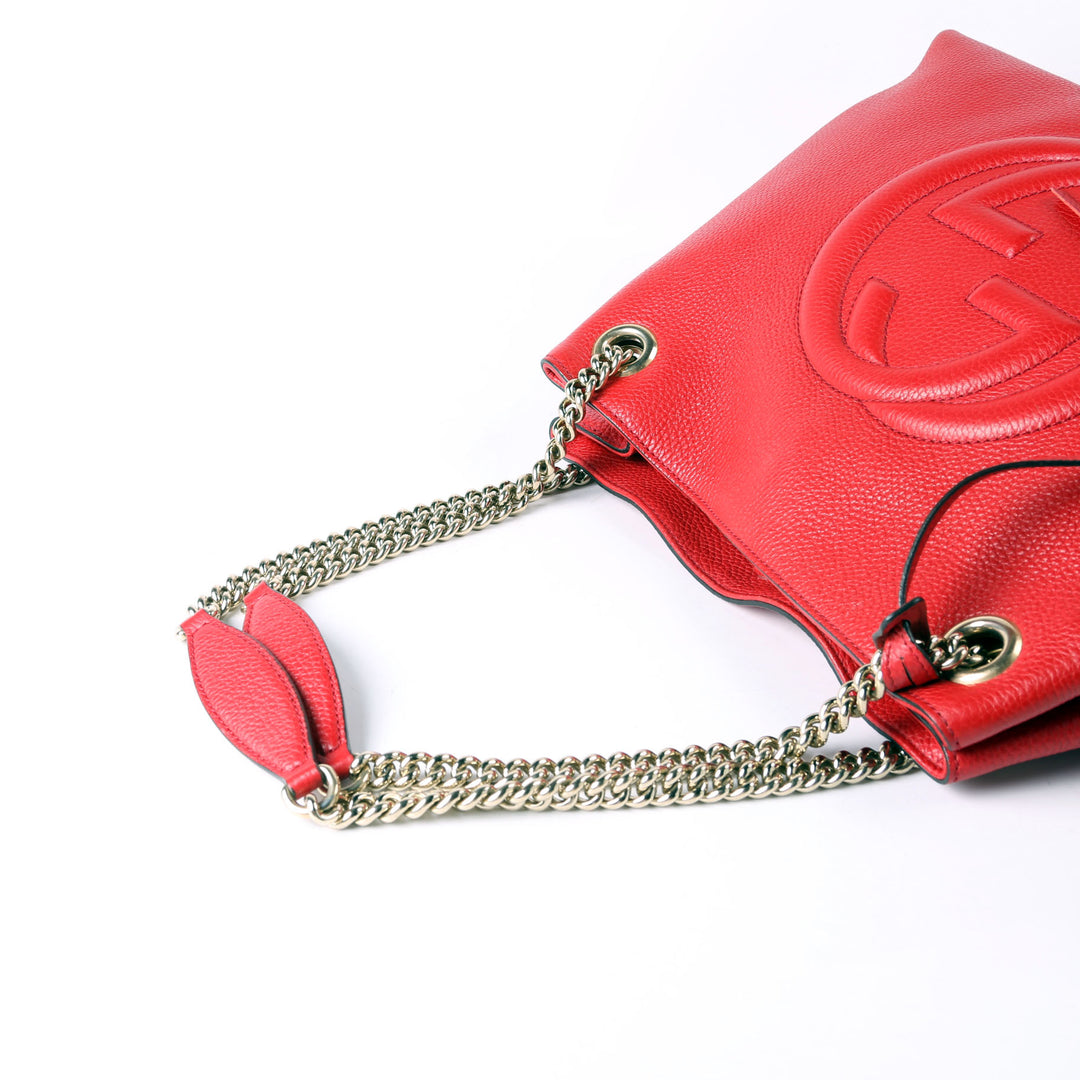 536196 Soho Chain Tote Newer Red