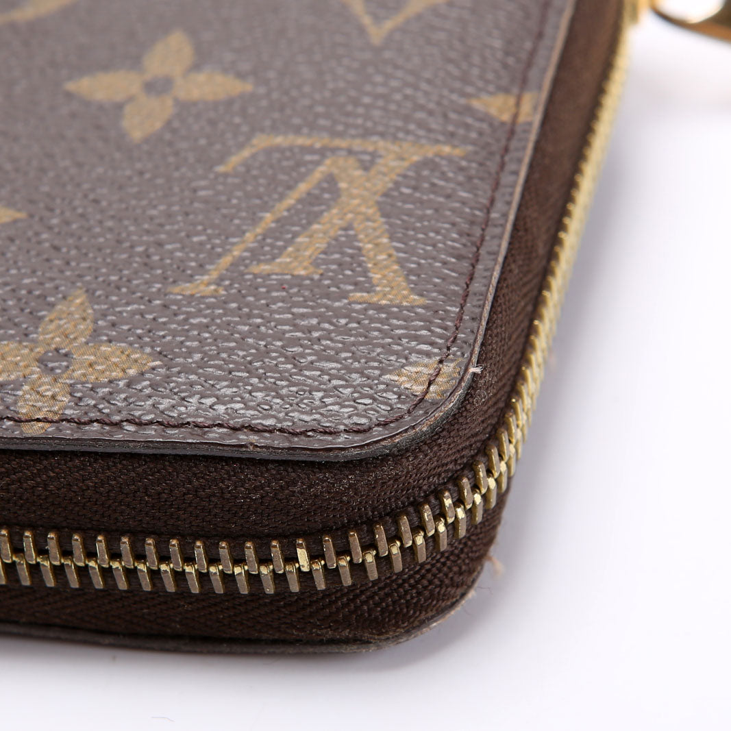 Zippy Wallet Monogram