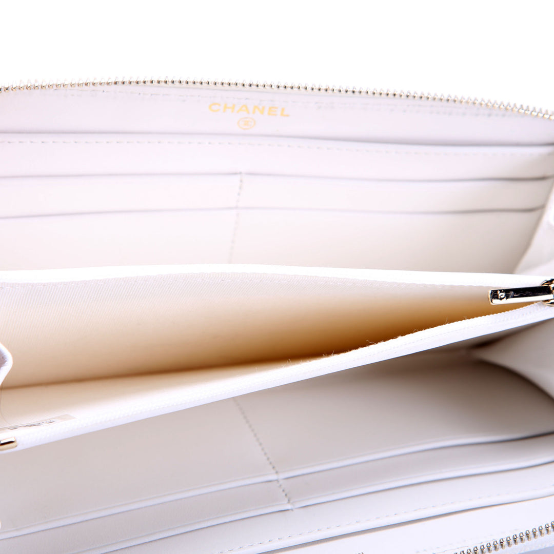 CHANEL 綺麗　ラウンドファスナー ホワイト CC Long Zip Around Wallet Caviar RFID White