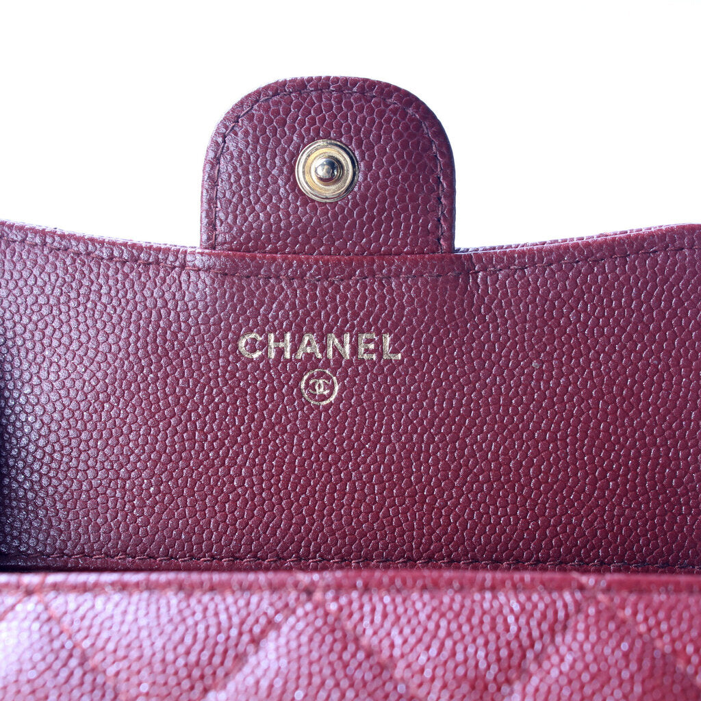 Classic Small Flap Wallet Caviar 31M – Keeks Designer Handbags