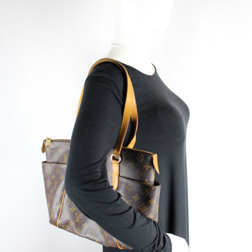 Totally MM Monogram – Keeks Designer Handbags