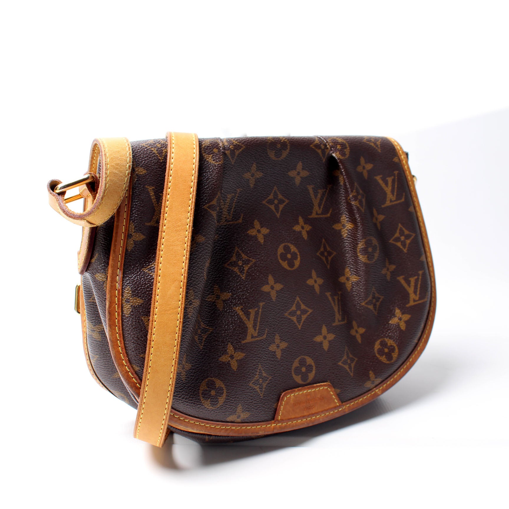 Louis Vuitton 2011 pre-owned Menilmontant PM crossbody bag