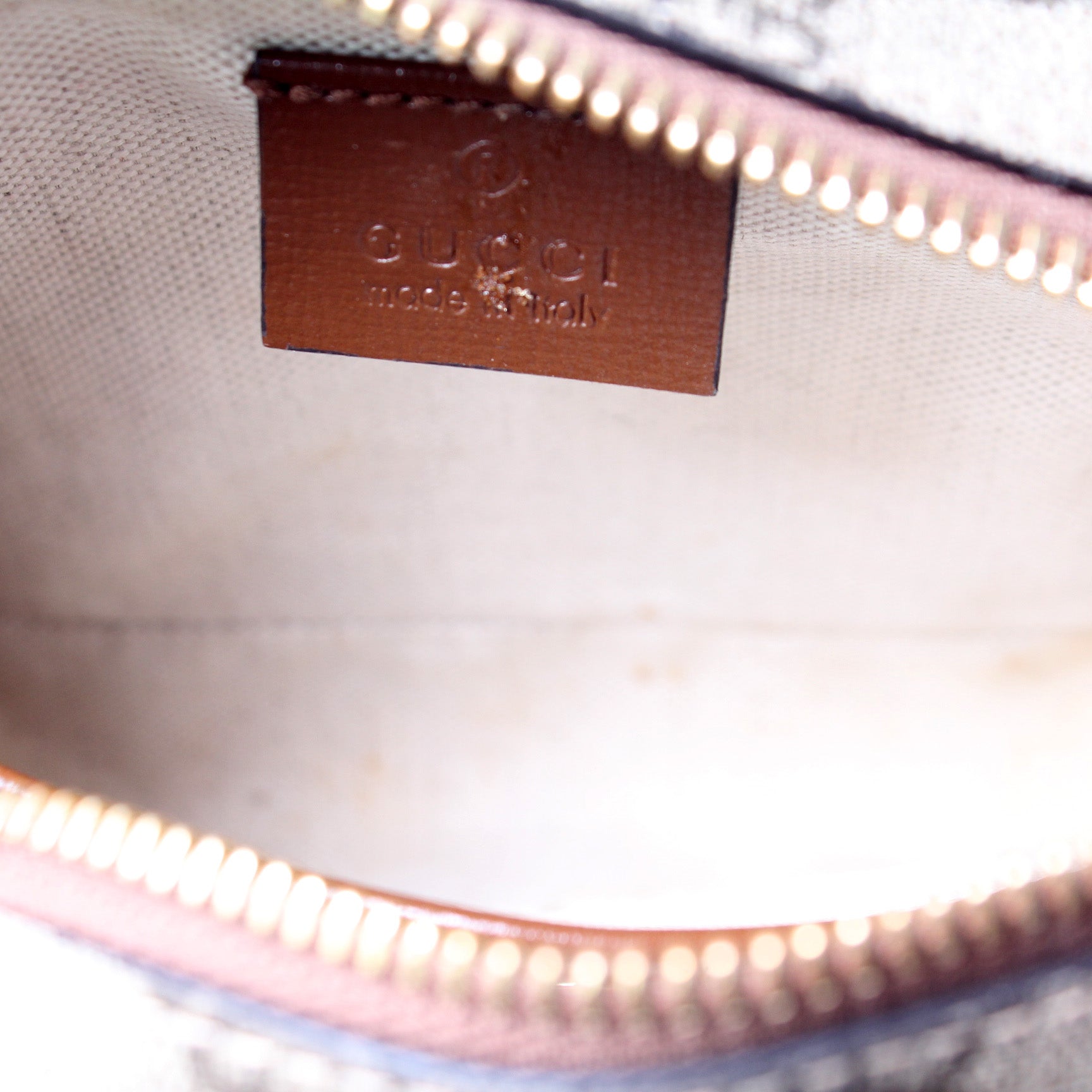 233269 GG Supreme Belt Bag – Keeks Designer Handbags