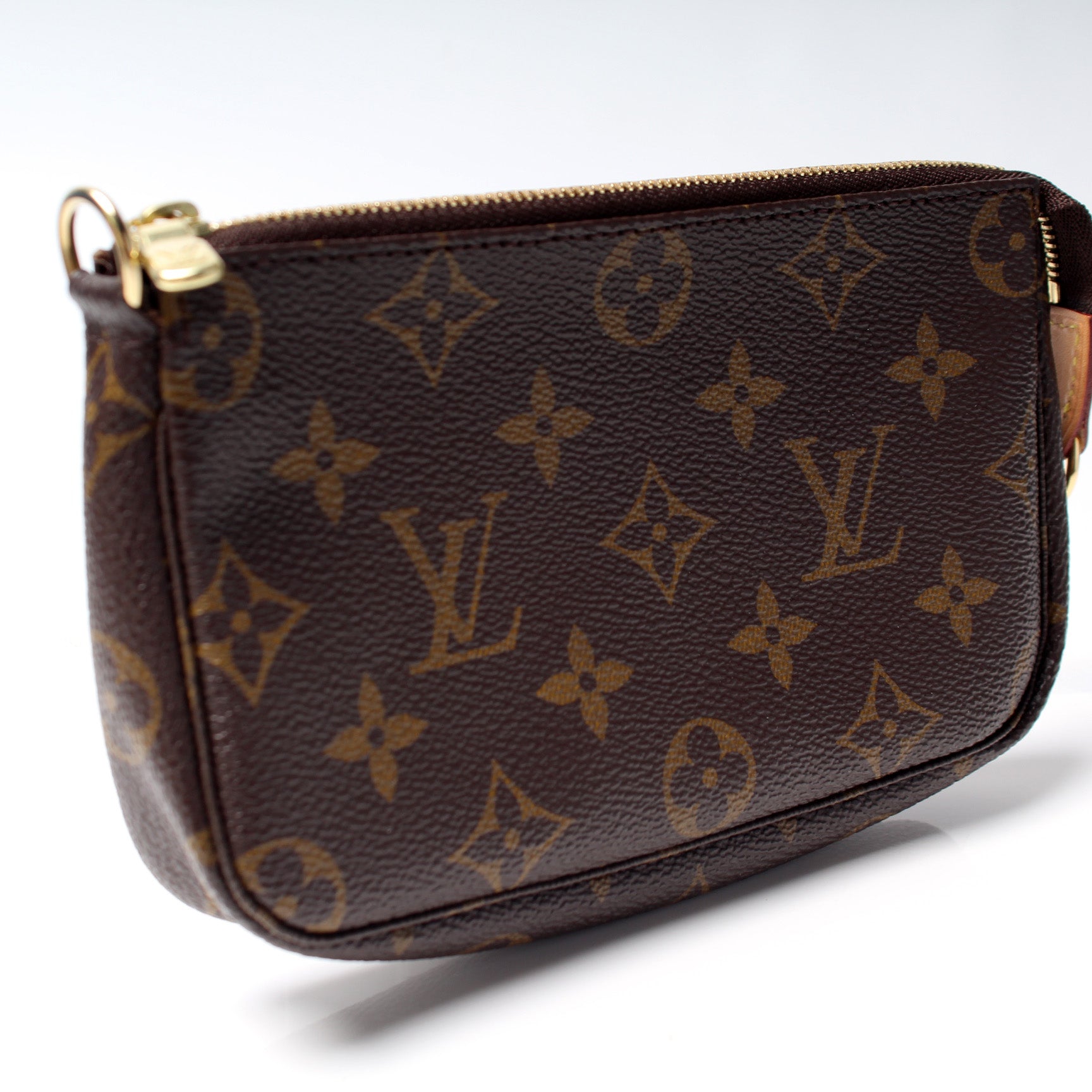 Authentic LV Bucket Pochette Monogram, Luxury, Bags & Wallets on