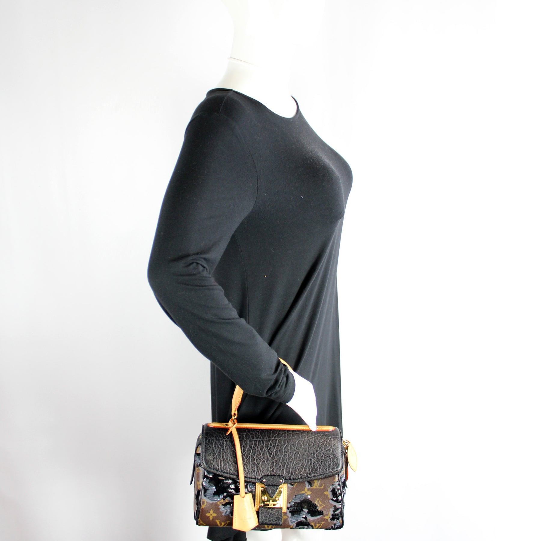 Carrousel Fleur De Jais Monogram – Keeks Designer Handbags