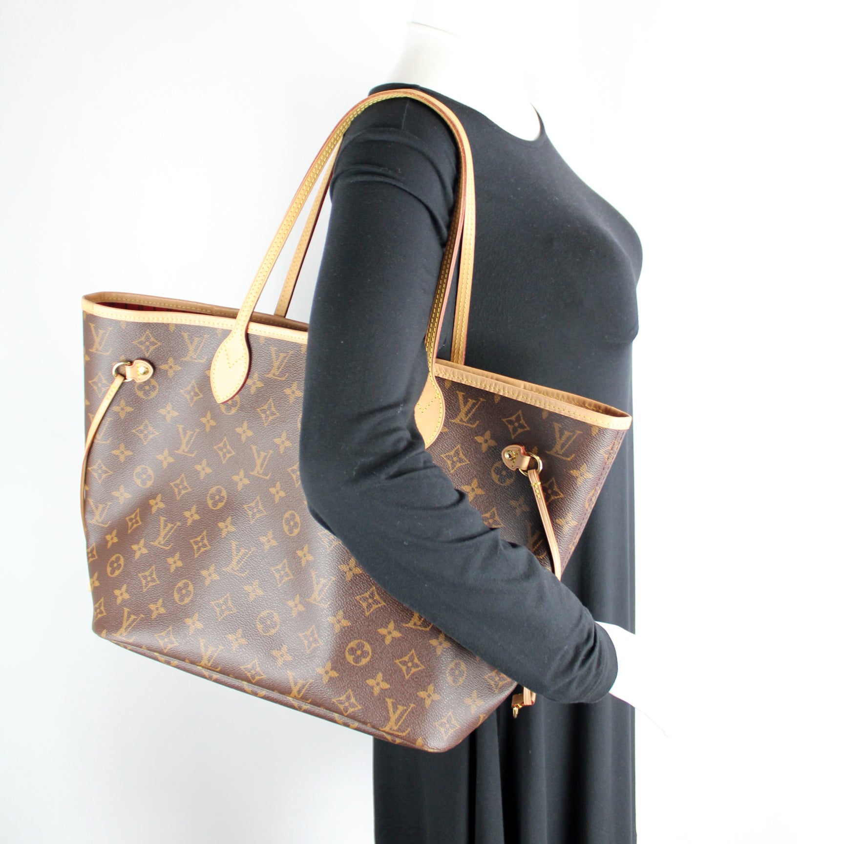 Neverfull MM Monogram World Tour – Keeks Designer Handbags