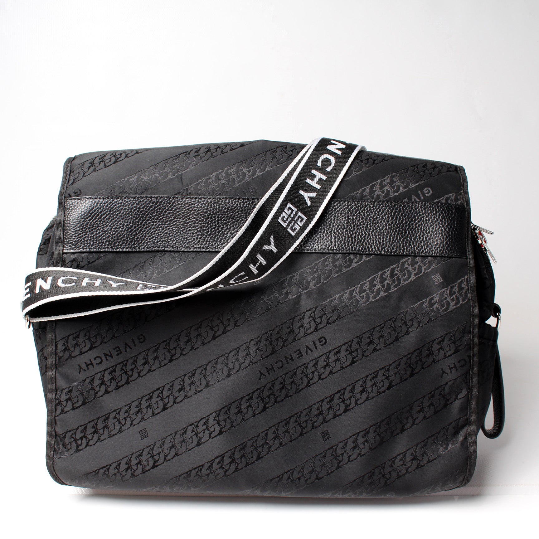 Discovery Bumbag Pastel Noir – Keeks Designer Handbags