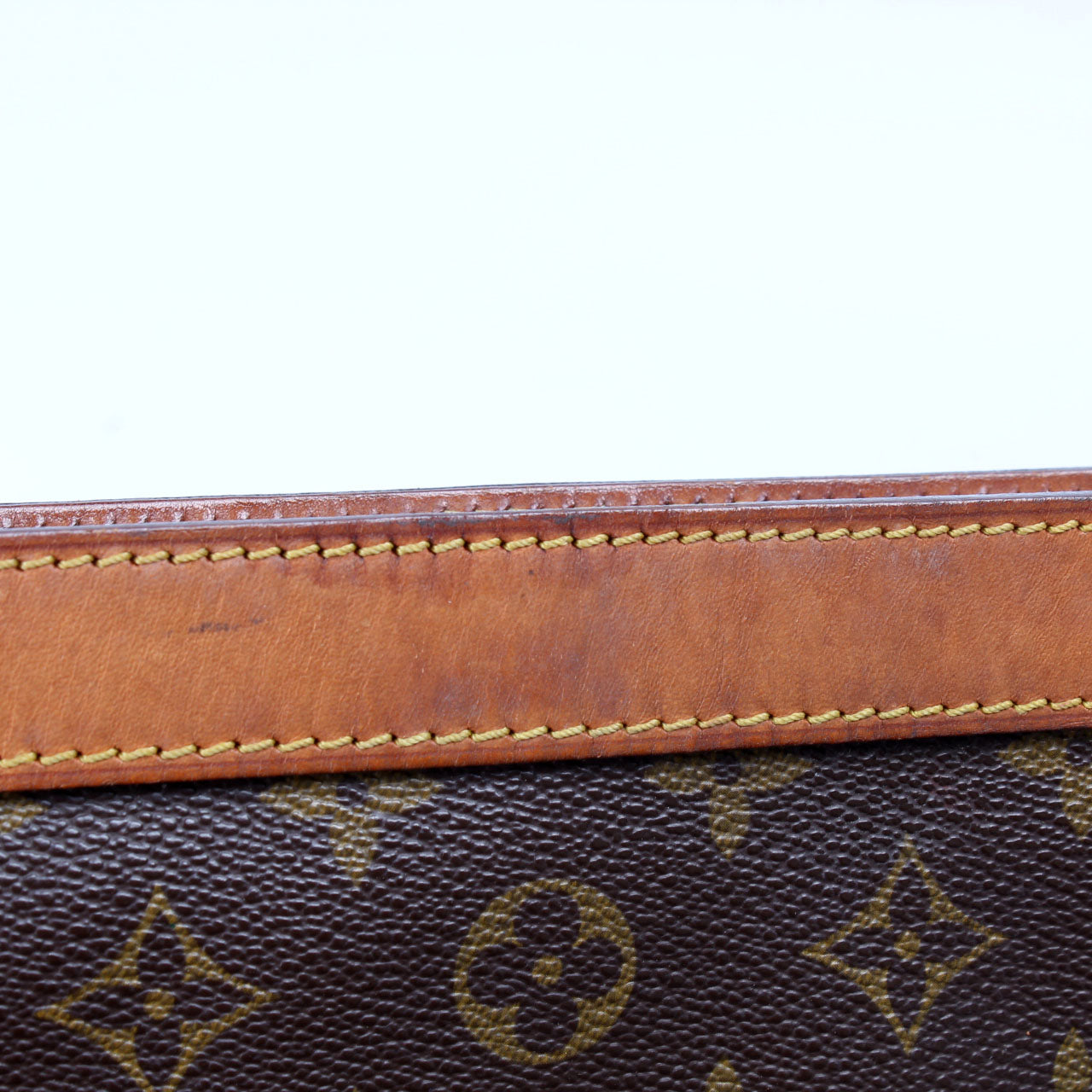 Louis Vuitton Vintage Monogram Pliante Folding Clutch - Brown Clutches,  Handbags - LOU548902