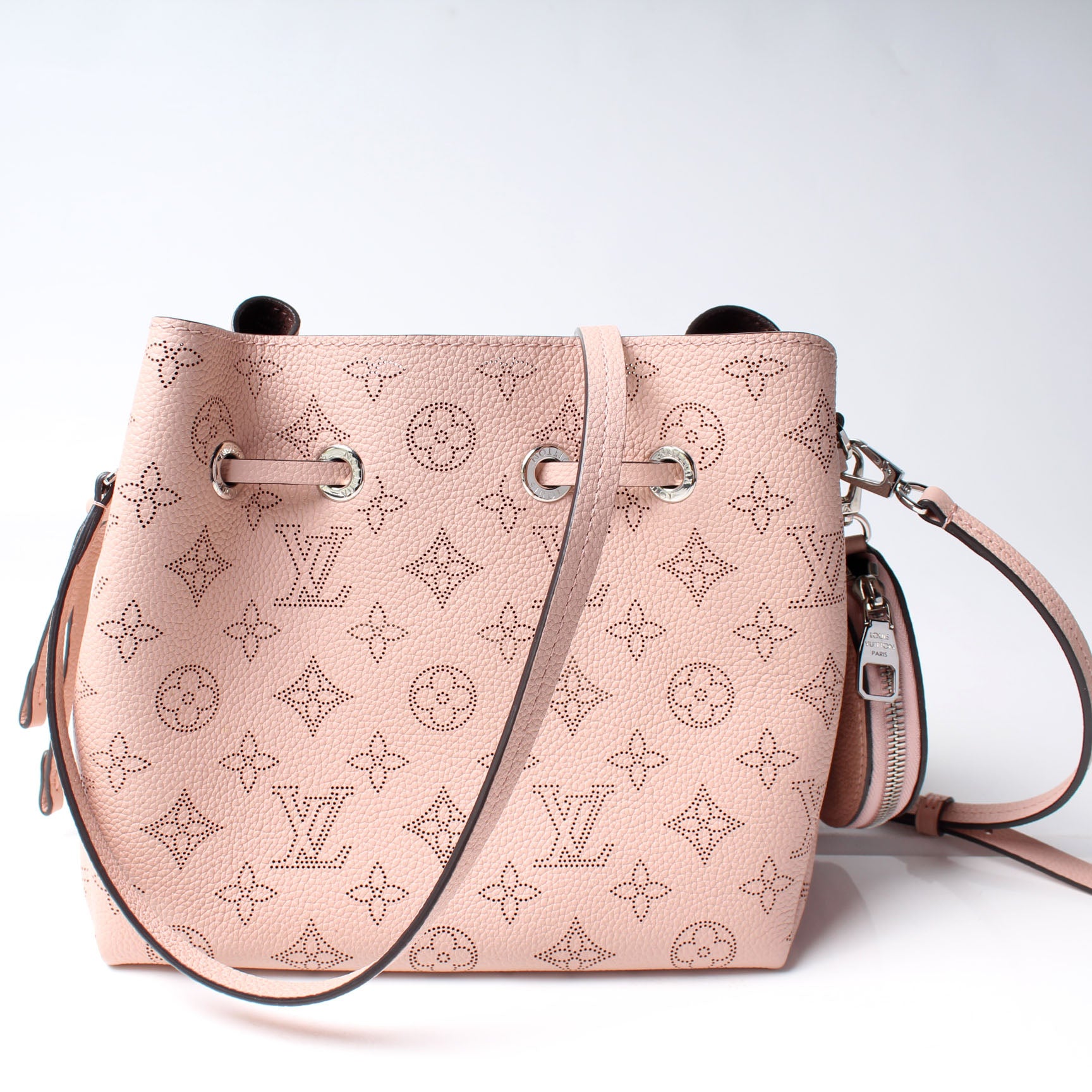 Pre-owned Louis Vuitton Mahina Bella Bucket Bag In Pink