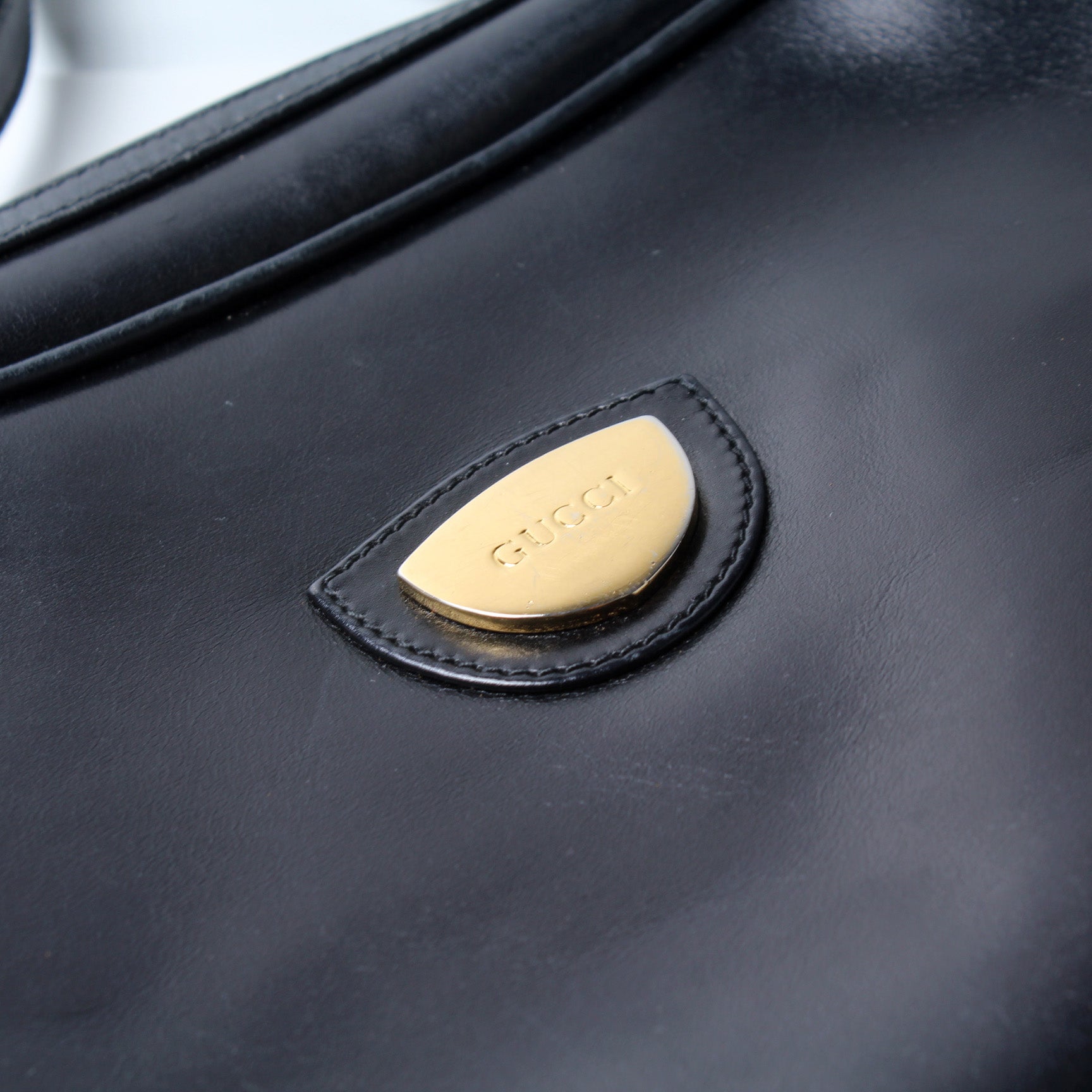 Vintage Visetos Oval Camera Bag – Keeks Designer Handbags