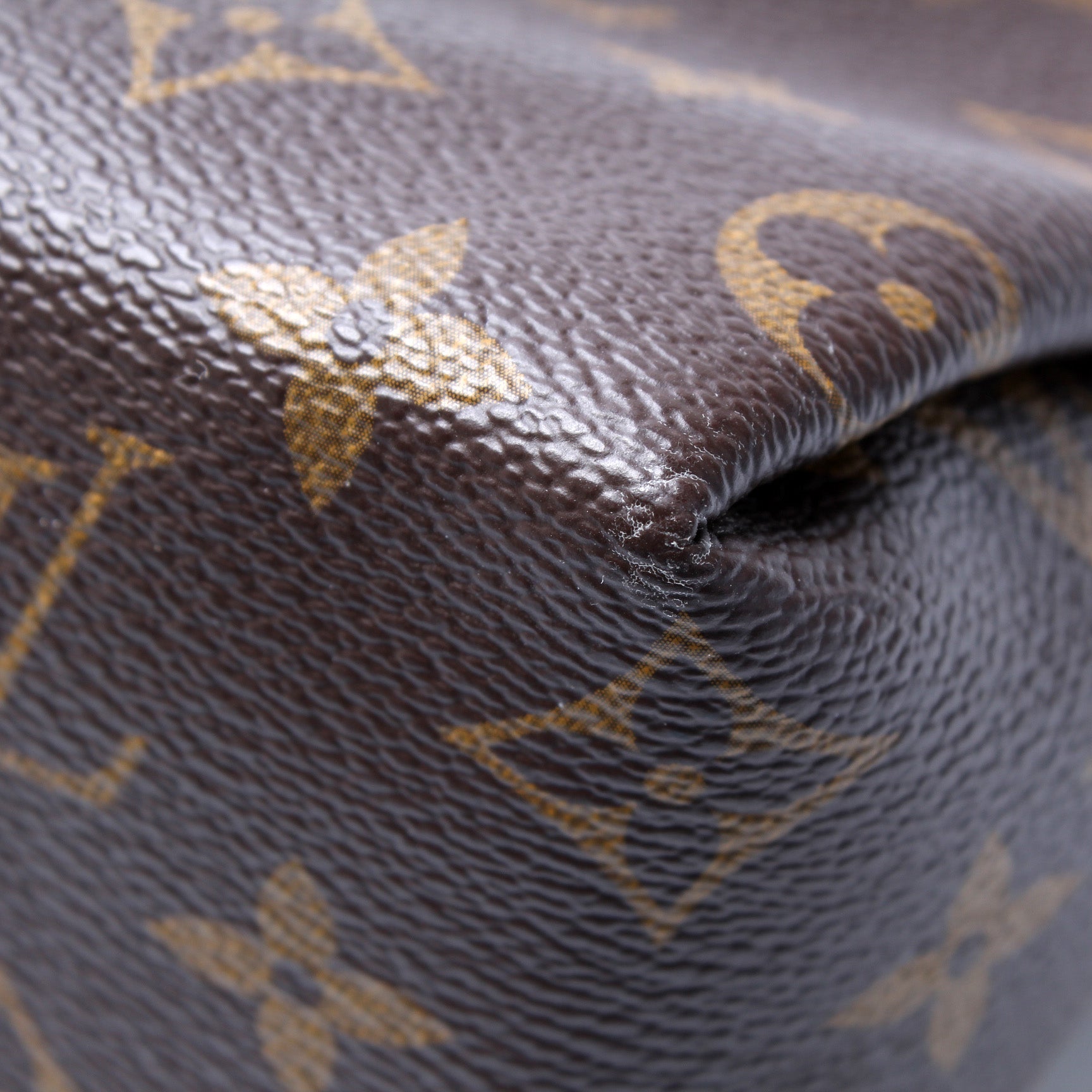 Luxury Handbags LOUIS VUITTON Monogram Pallas Beauty Case 810