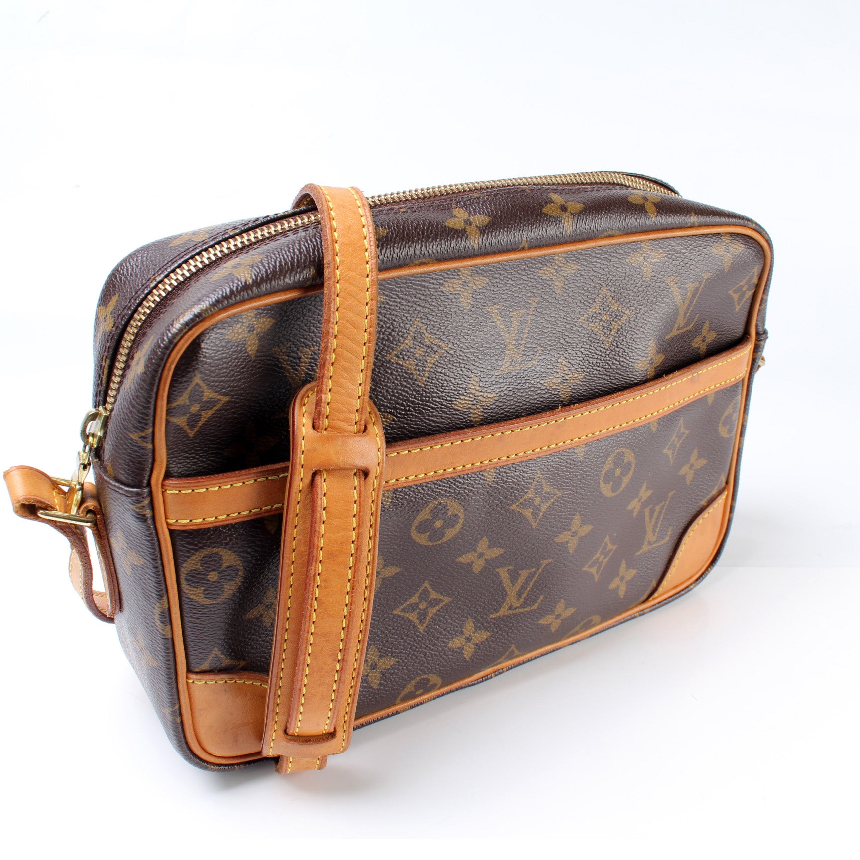 Louis Vuitton 2004 pre-owned Monogram Trocadero 27 Shoulder Bag