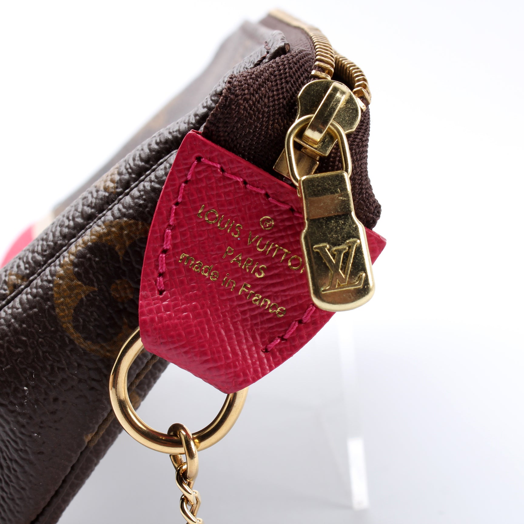 Pochette Accessoires Mini 2015 Christmas Animation Monogram – Keeks  Designer Handbags