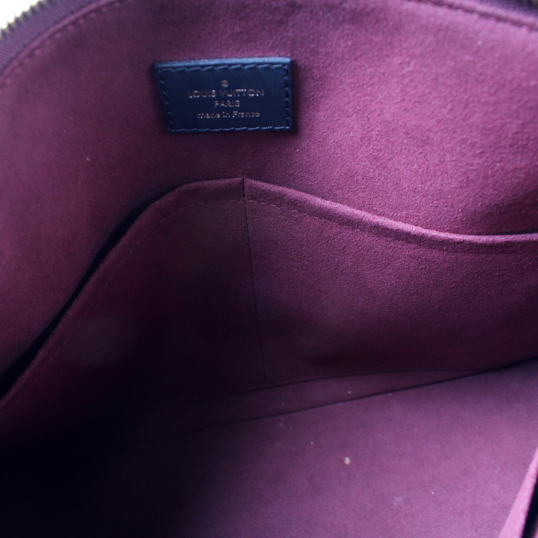 Louis Vuitton V Tote MM Cerise - BrandConscious Authentics