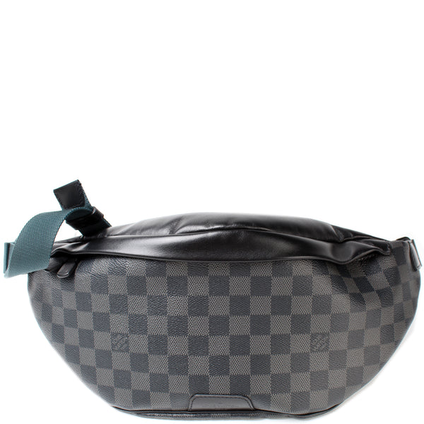 BRANDNEW LV DISCOVERY BUMBAG MONOGRAM ECLIPSE, Luxury, Bags