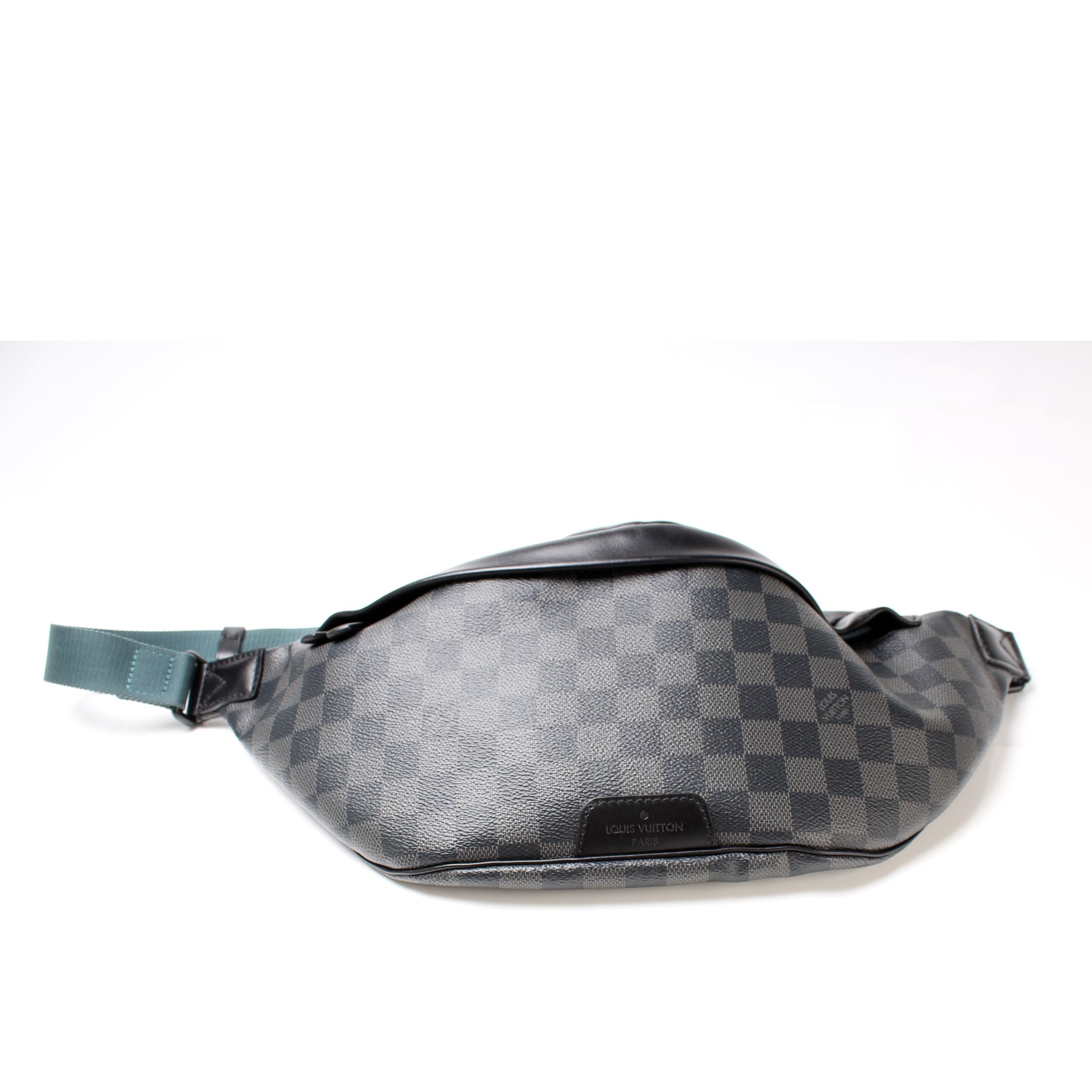 Louis Vuitton Damier Graphite Discovery Bum Bag N40187 CA2139 – LSC