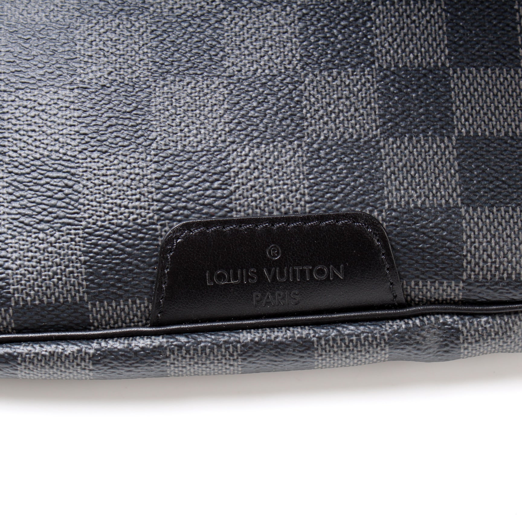 Louis Vuitton Discovery Bumbag Damier Graphite Black 13863320