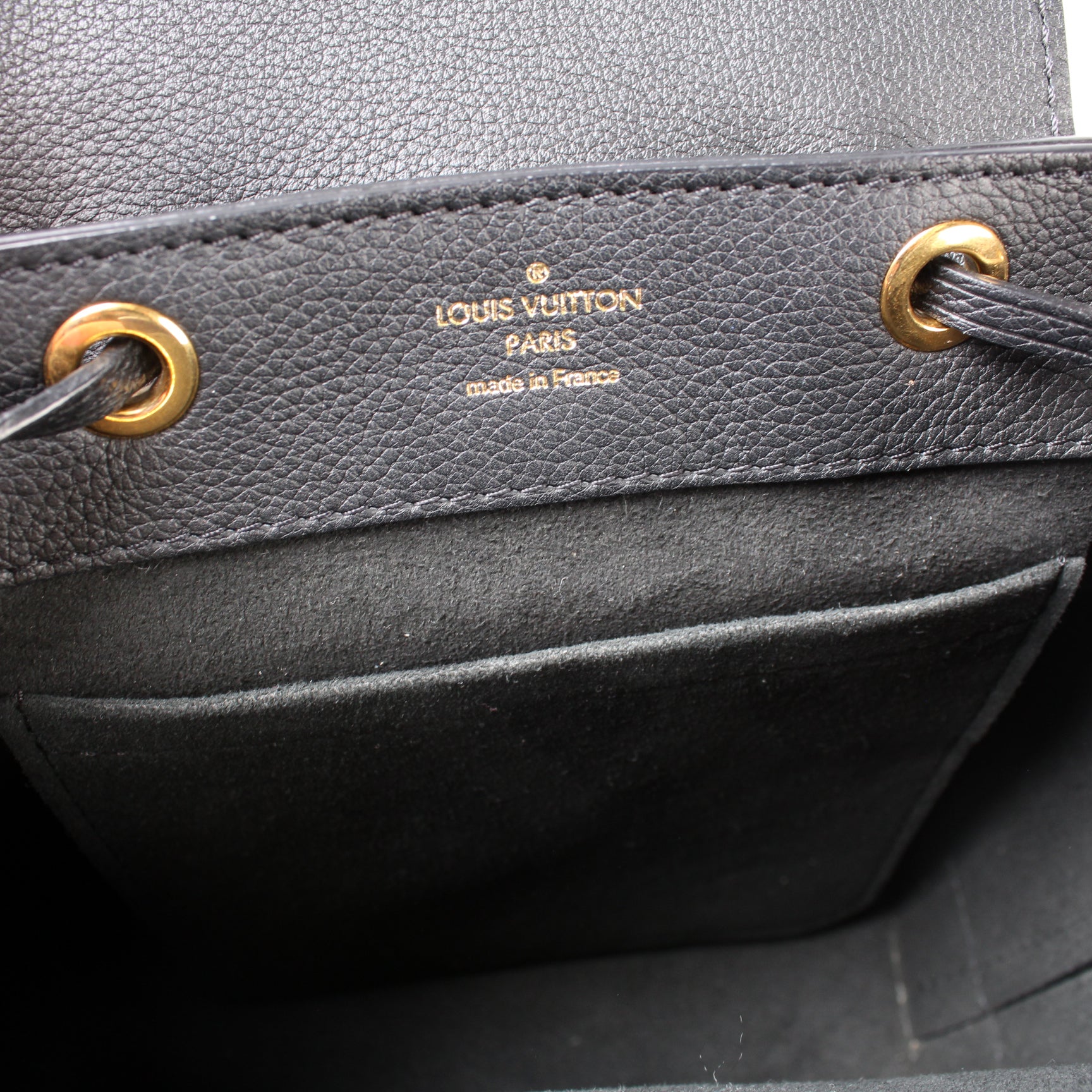 Lockme Ever MM – Keeks Designer Handbags