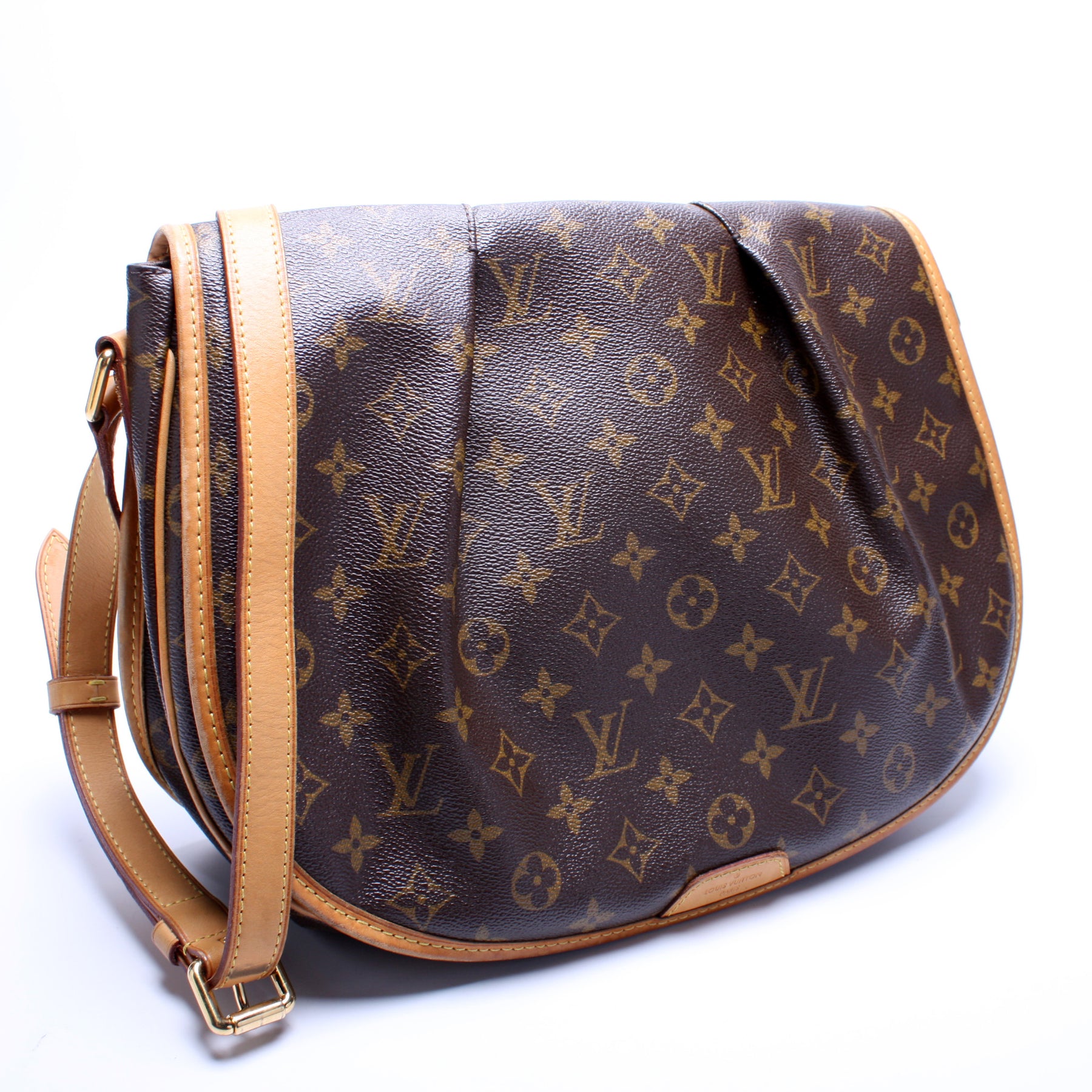 Auth. Louis Vuitton Monogram Menilmontant MM Messenger Coated Canvas  Leather Bag