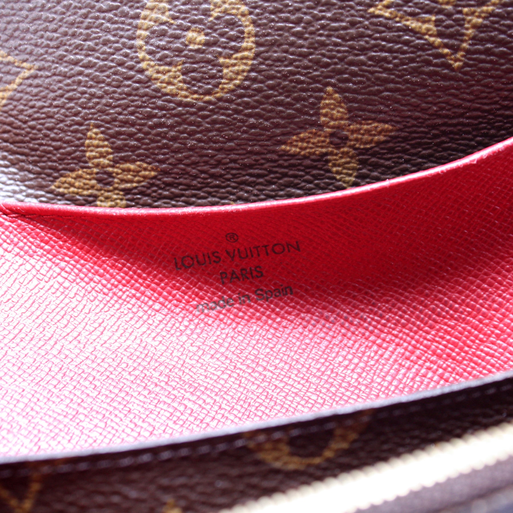 Louis Vuitton - Authenticated Emilie Wallet - Leather Black for Women, Never Worn
