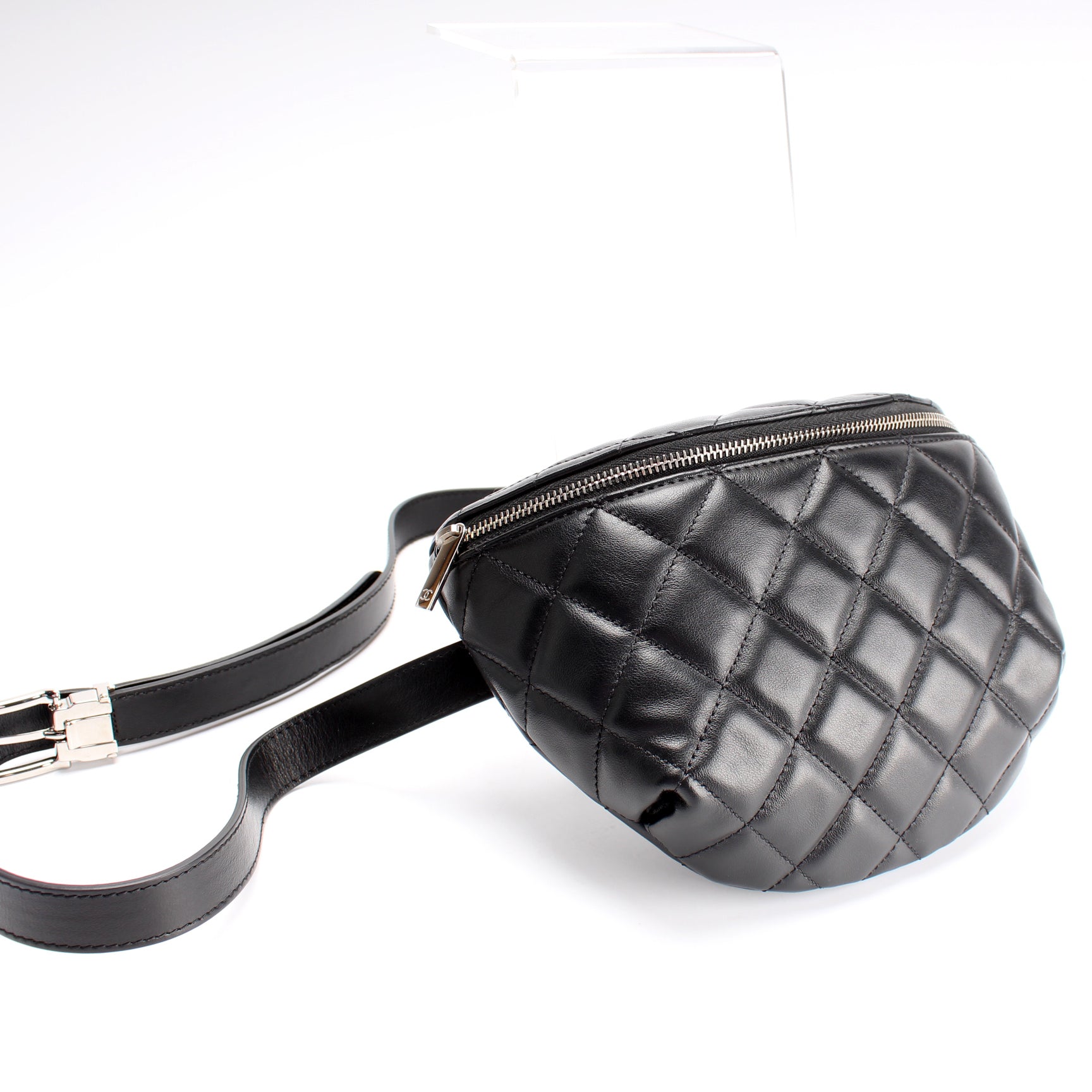 Quilted Uniform Waist Belt Bag Lambskin 29M – Keeks Designer Handbags