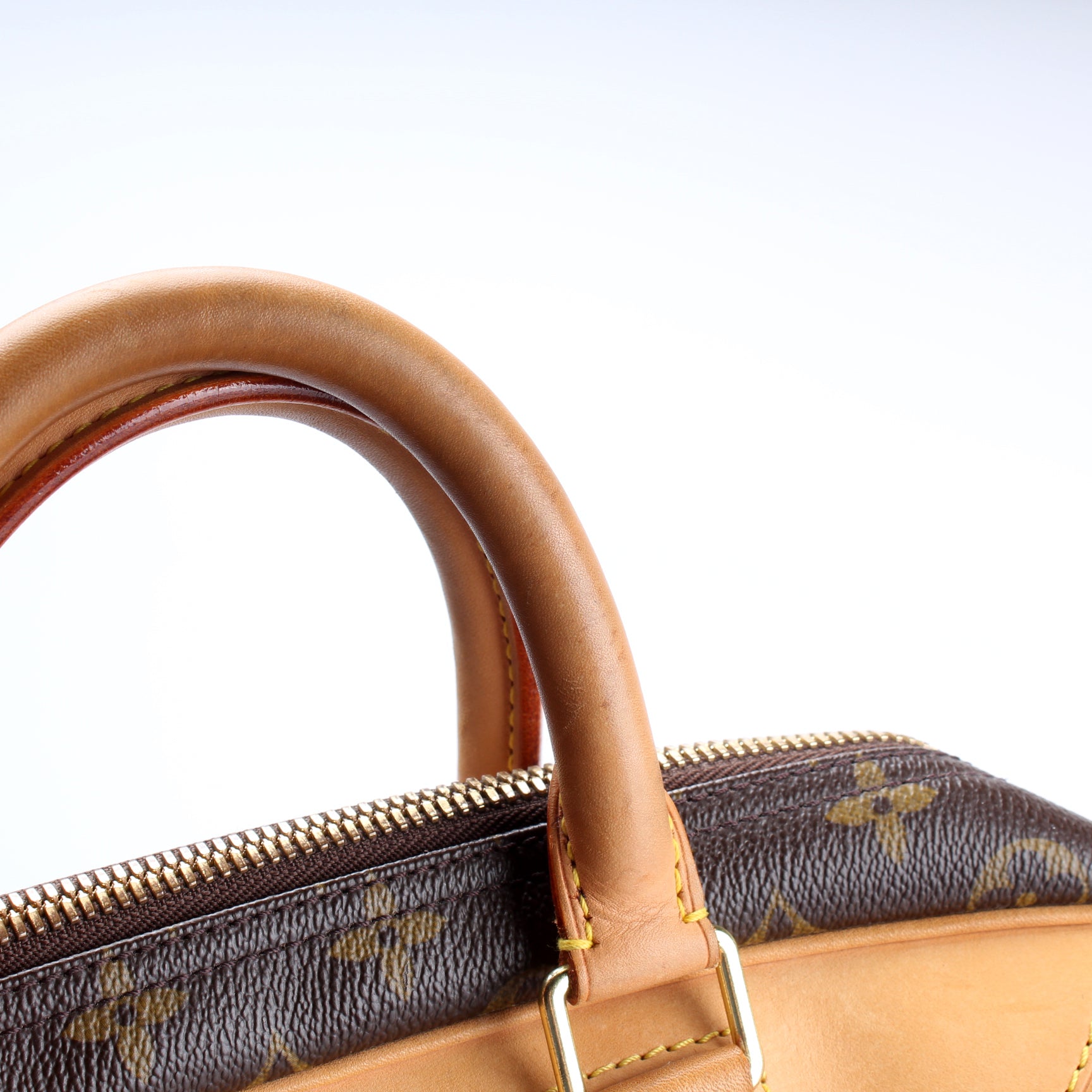 Evasion Travel Monogram – Keeks Designer Handbags