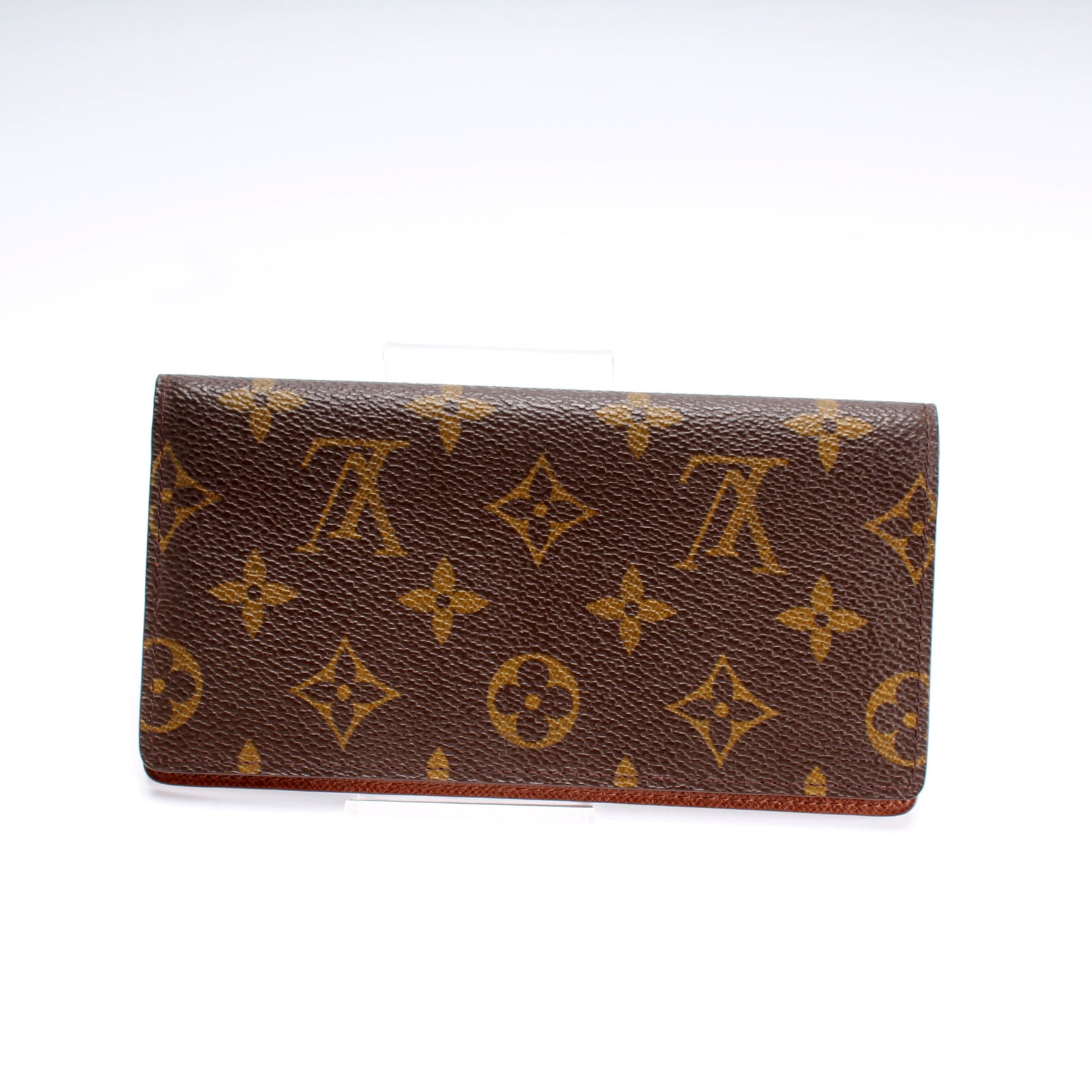 Louis Vuitton Simple Checkbook Cover  Louis vuitton checkbook cover, Checkbook  cover, Louis vuitton