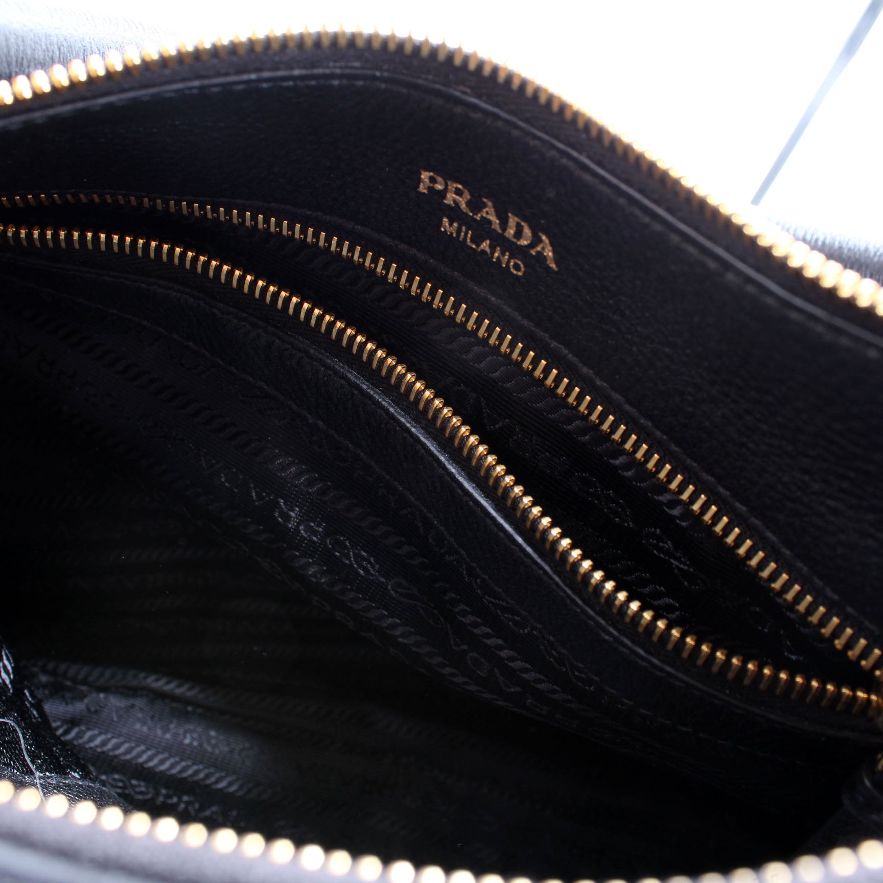 1BC089 Vitello Phenix Hobo – Keeks Designer Handbags