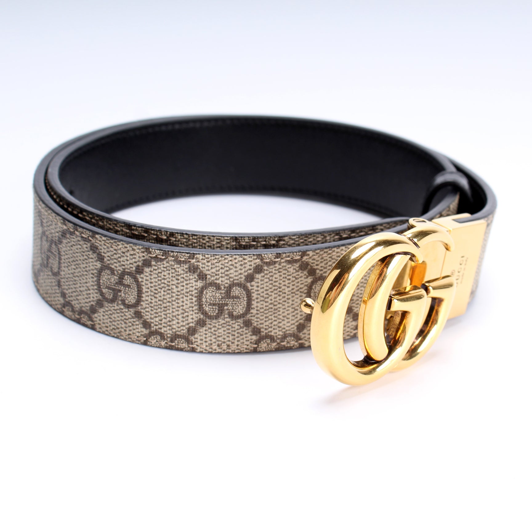 Reversible GG Supreme Leather Belt in Multicoloured - Gucci