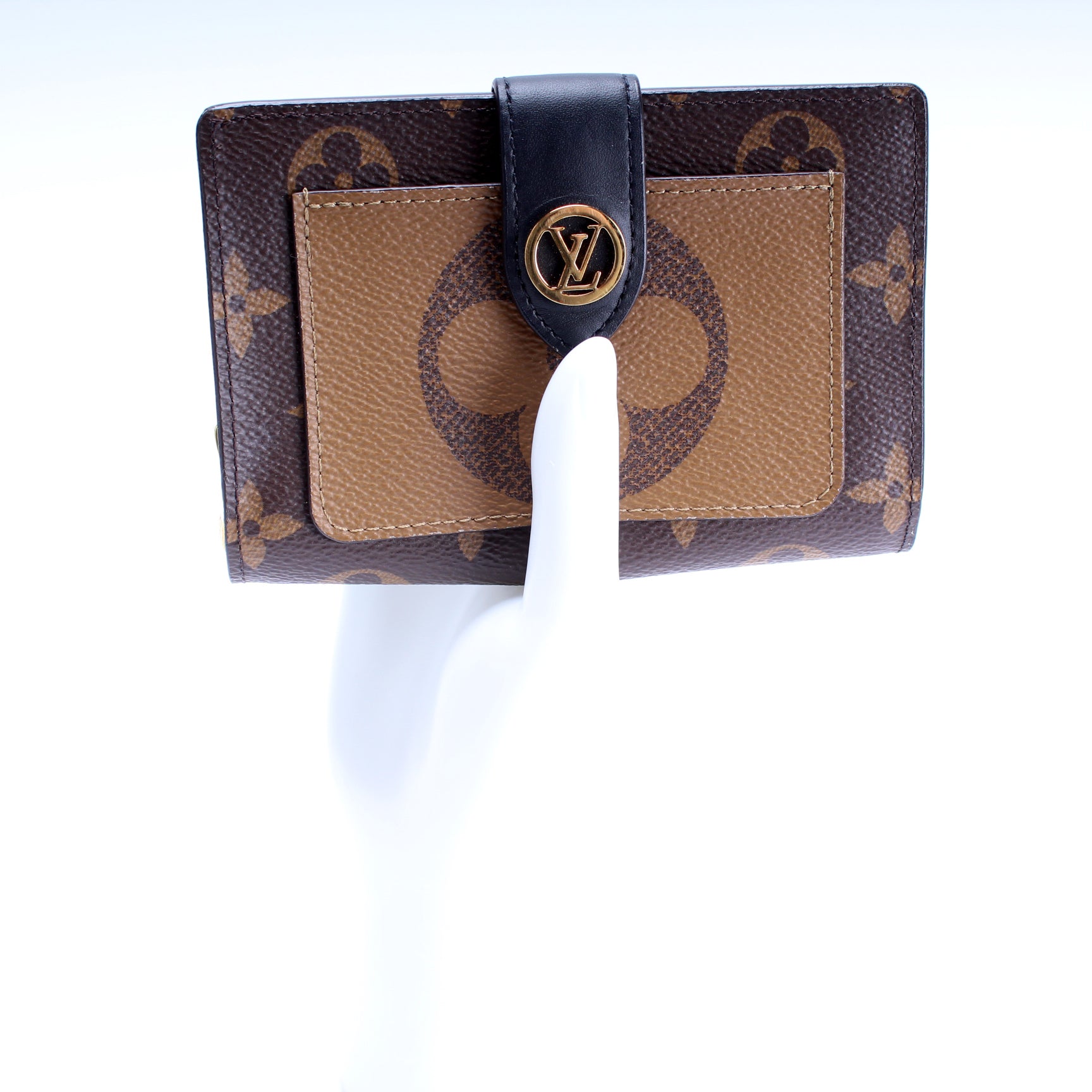 Louis Vuitton Reverse Monogram Juliette Wallet at Jill's Consignment