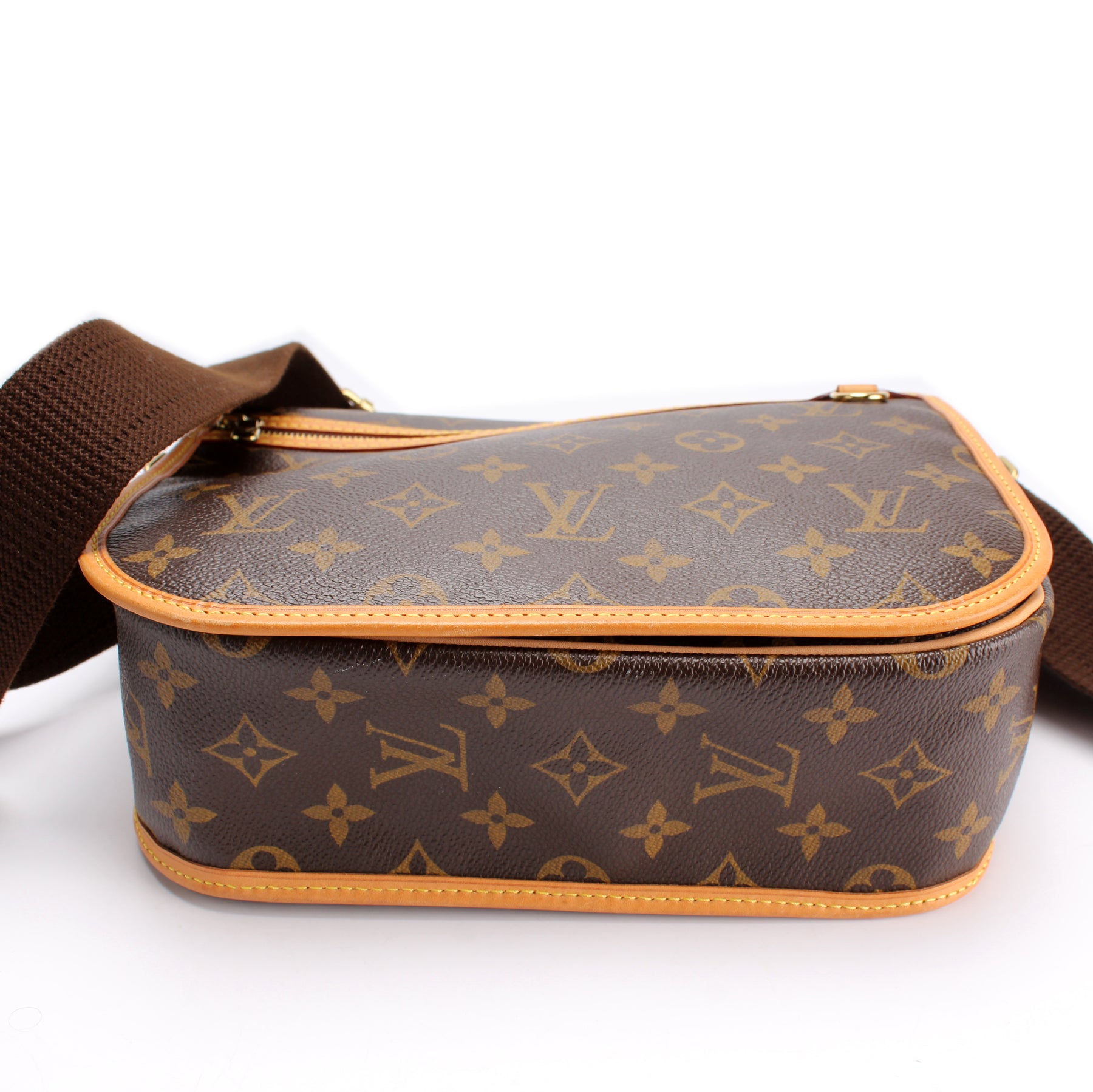 Louis Vuitton 2009 pre-owned monogram Messenger Bosphore PM shoulder bag, Brown