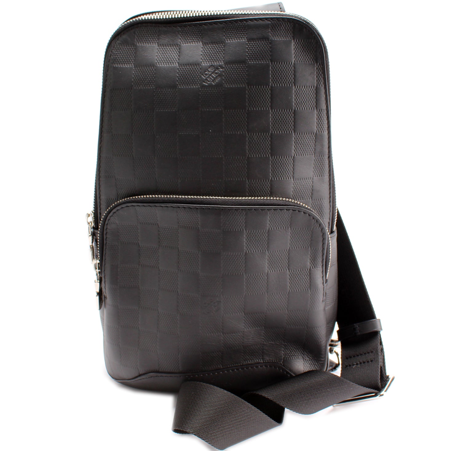 Avenue sling leather bag