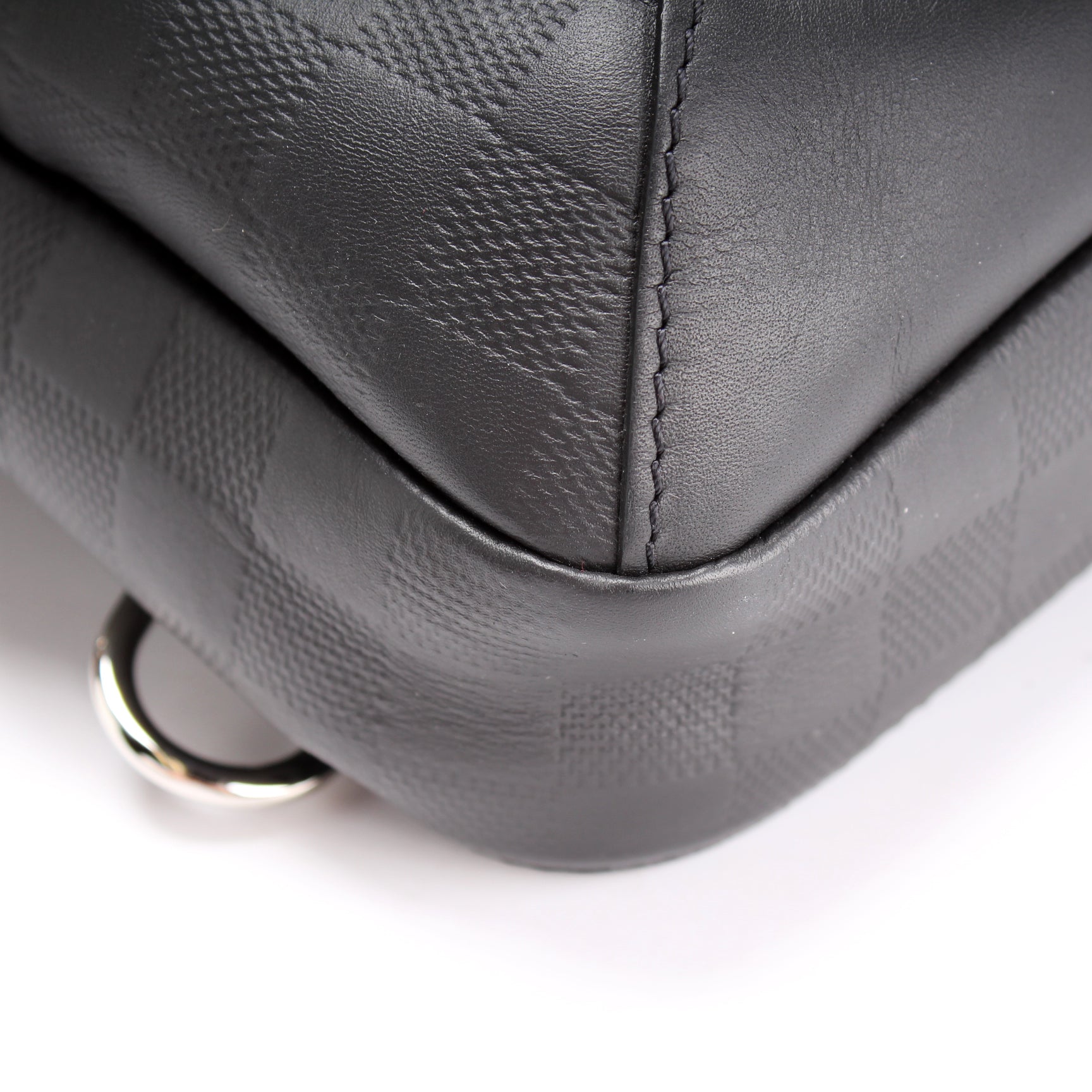 Avenue Sling Bag Infini Leather – Keeks Designer Handbags