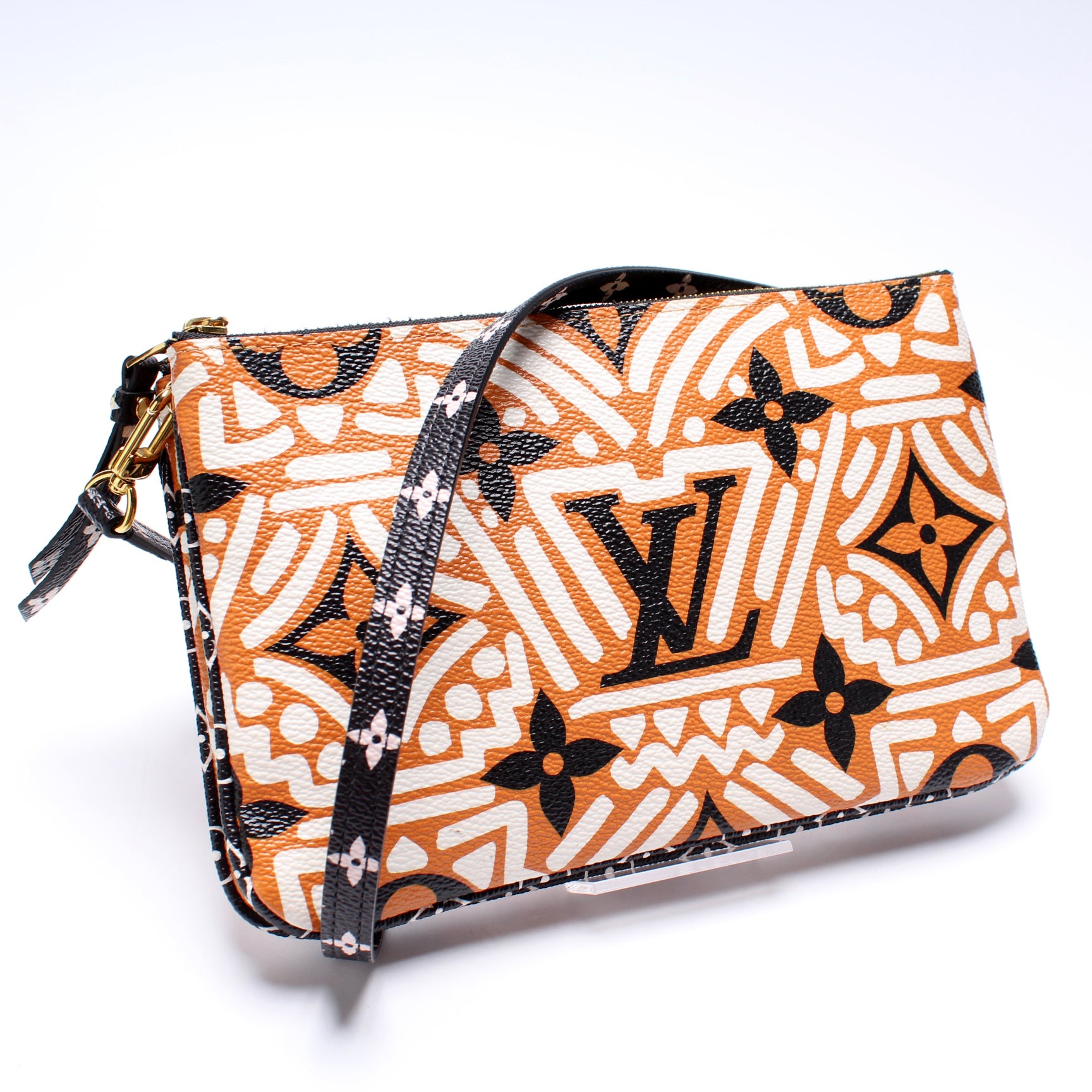 Louis Vuitton 2020 Pre-Owned Monogram Giant Crafty Zipped 26 Pouch - Orange  for Women