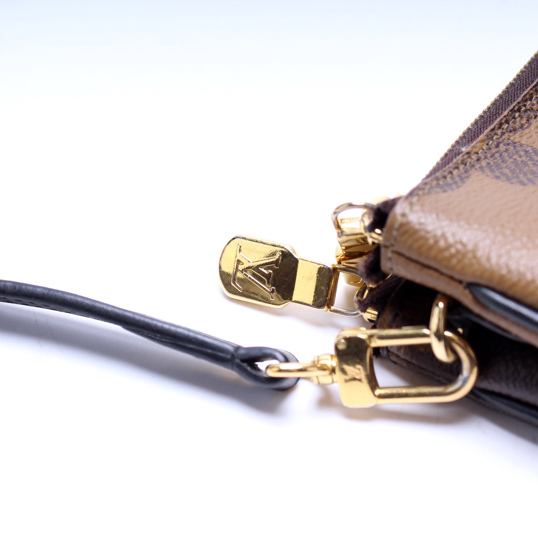 Louis Vuitton Double Zip Pochette Reverse Monogram Giant at 1stDibs  lv  double zip wallet, lv double zip pochette, lv double zipper wallet
