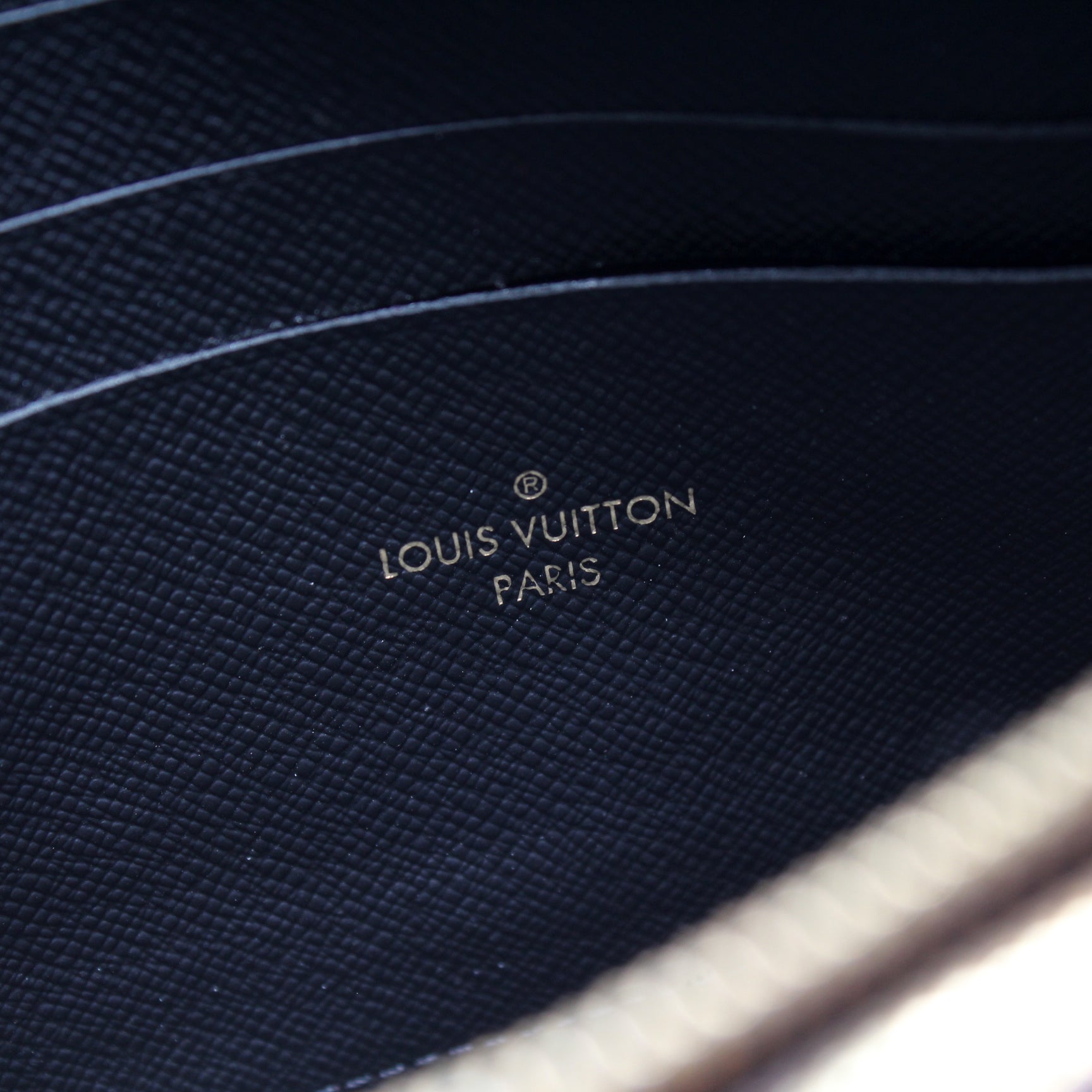 Louis Vuitton Double Zip Pochette Reverse Monogram Giant at 1stDibs  lv  double zip pochette, louis vuitton reverse monogram giant double zip  pochette, double zip pochette review
