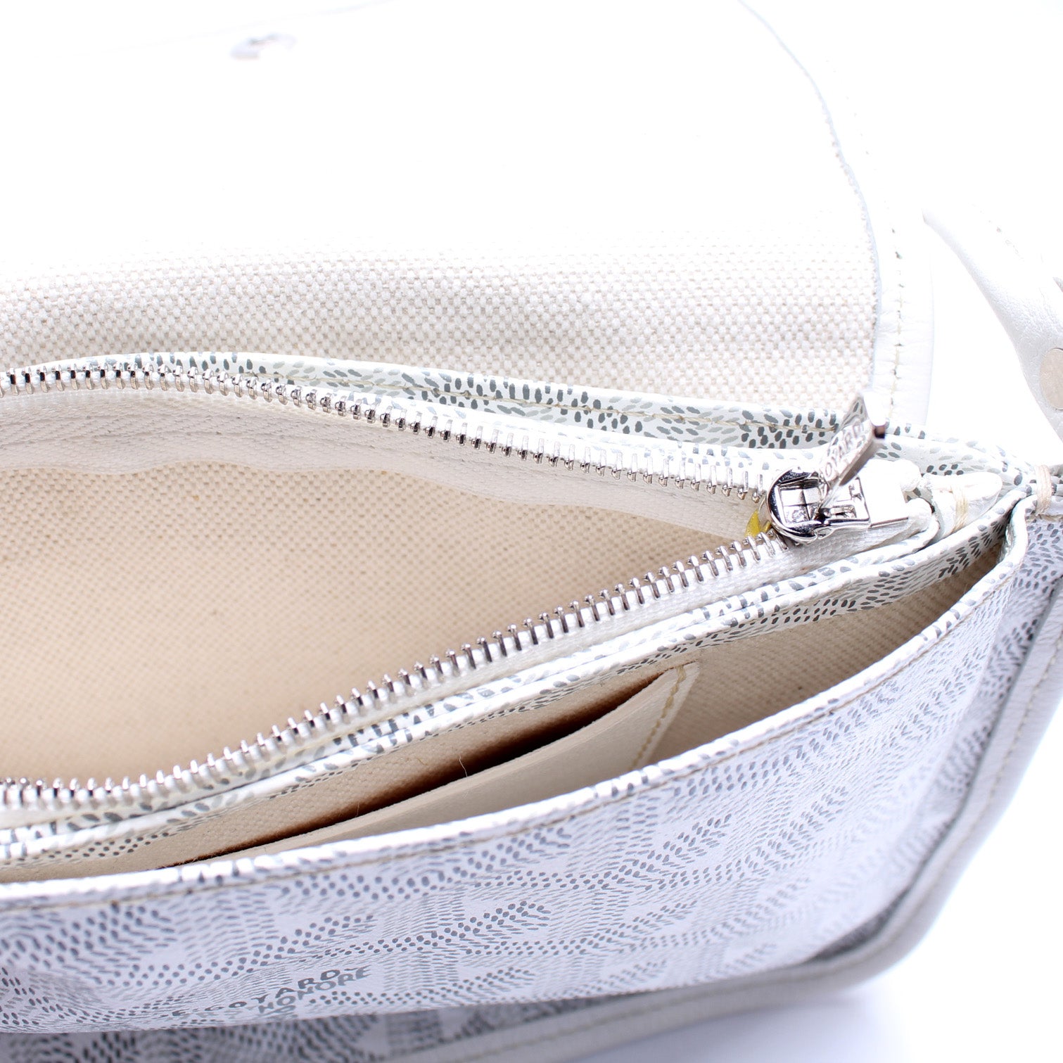 Plumet Pocket Wallet – Keeks Designer Handbags
