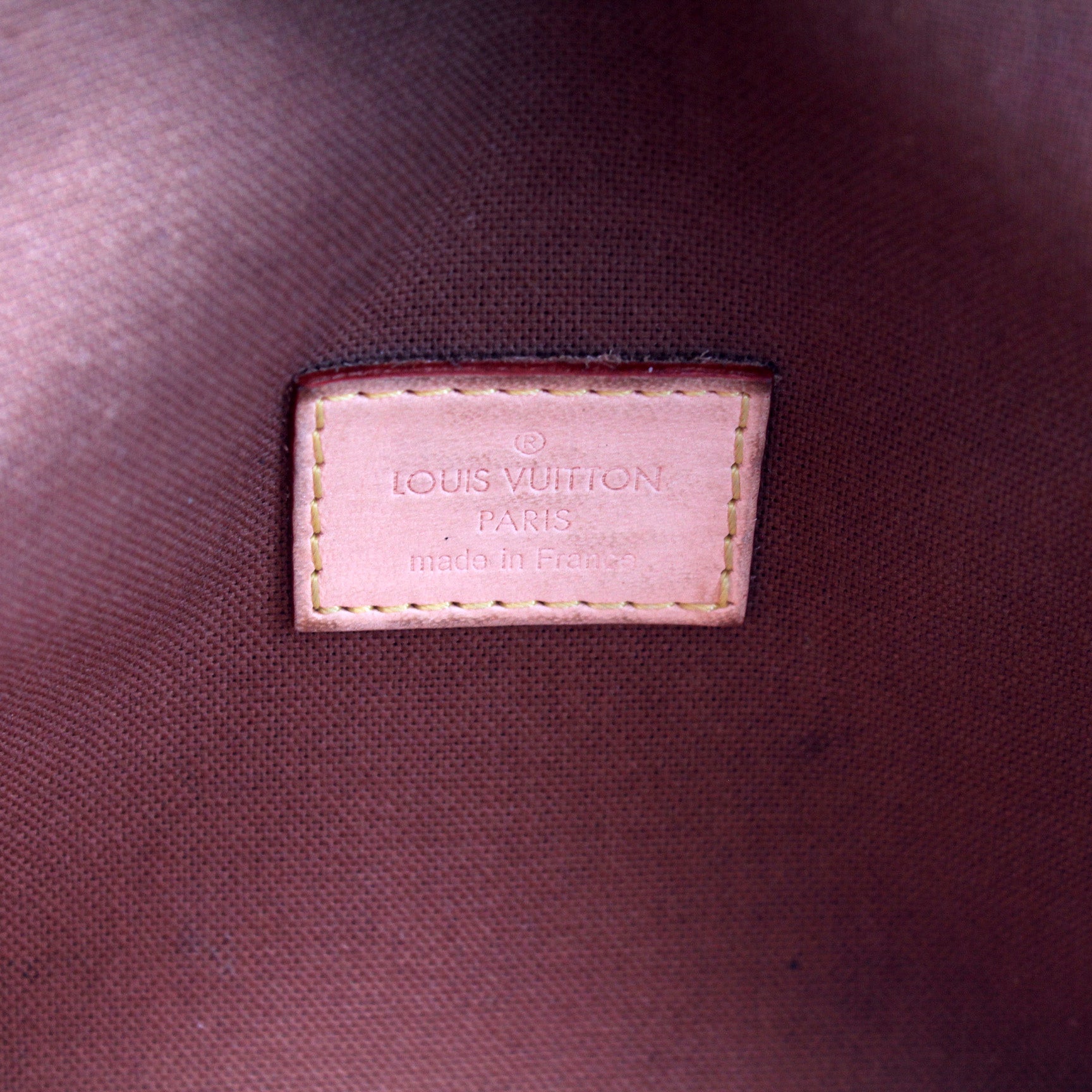 My Best Friend's Closet - ✨New Arrival✨ Louis Vuitton Pochette