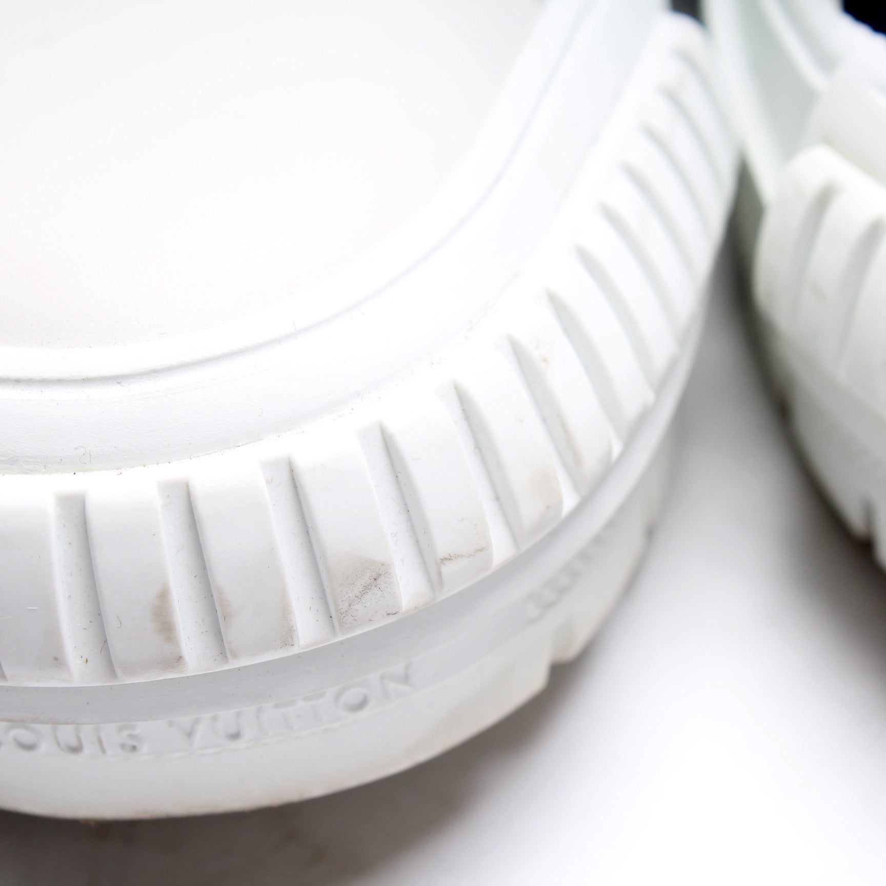 Louis Vuitton Squad Sneaker Boot 'White Green, myGemma, DE