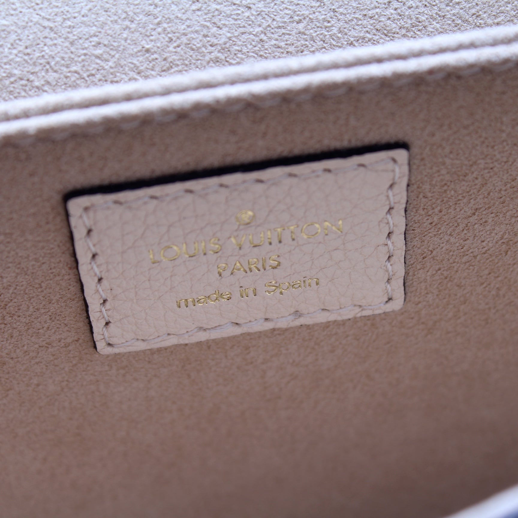 ParisLove72 - PRE ORDER Louis Vuitton VAUGIRARD BAG