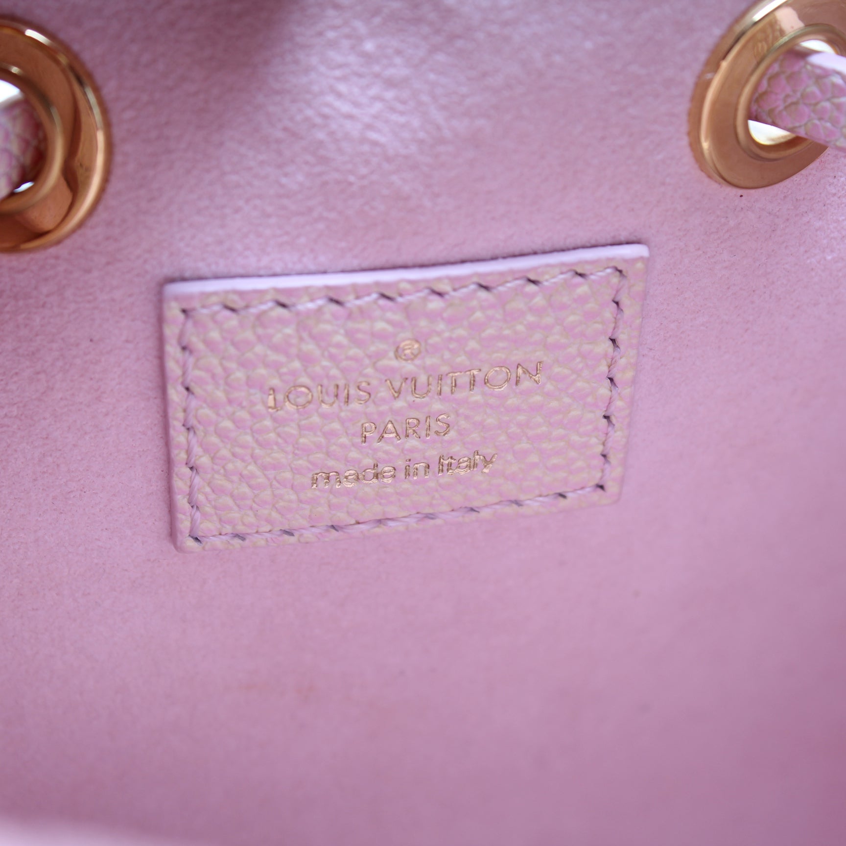 Louis Vuitton Stardust IRIDESCENT Pink Neonoe BB Empreinte Leather
