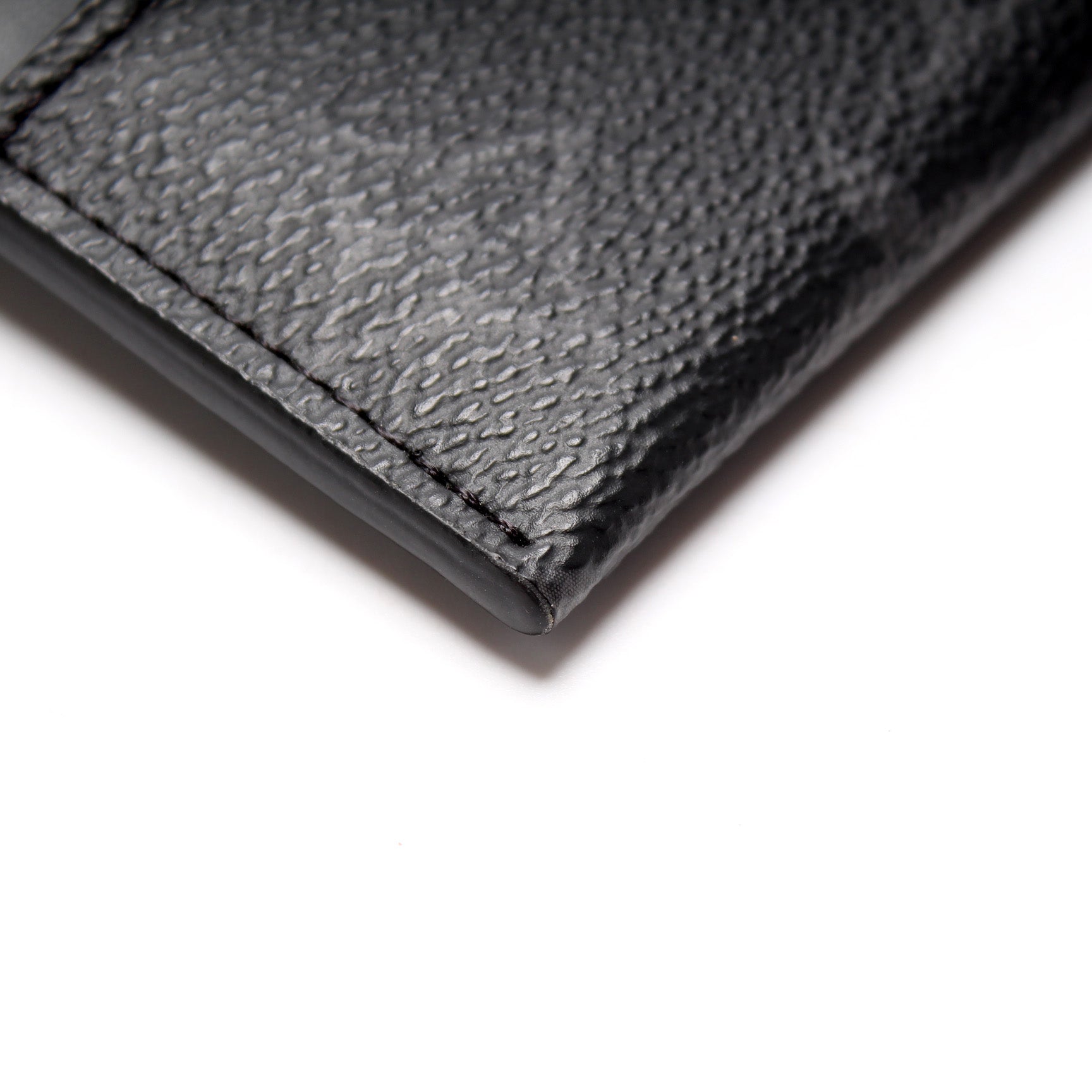 Louis Vuitton Monogram Black Eclipse Porte Cartes Double Card Holder – The  Closet