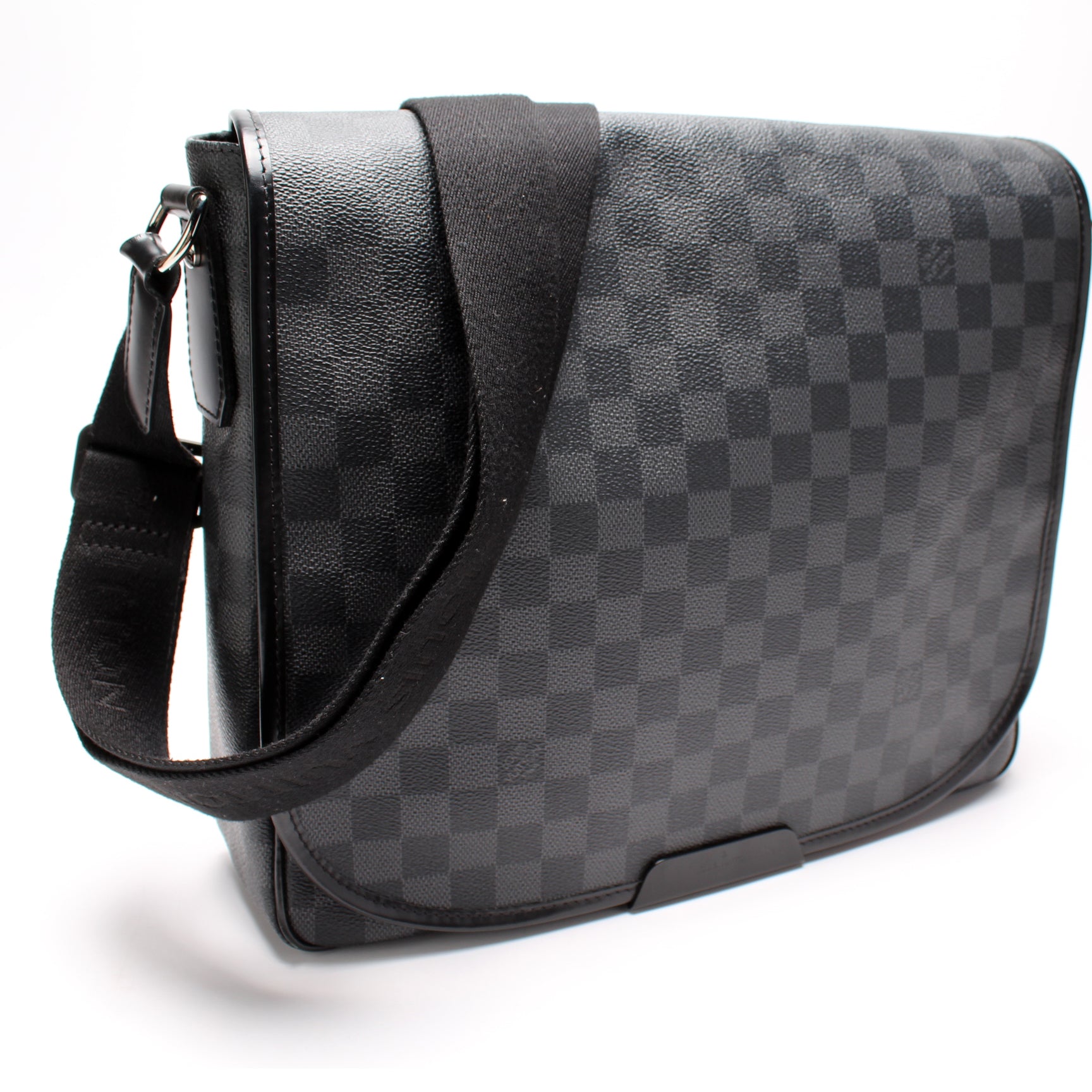 Louis Vuitton Daniel MM Damier Graphite Crossbody Messenger Shoulder Bag!