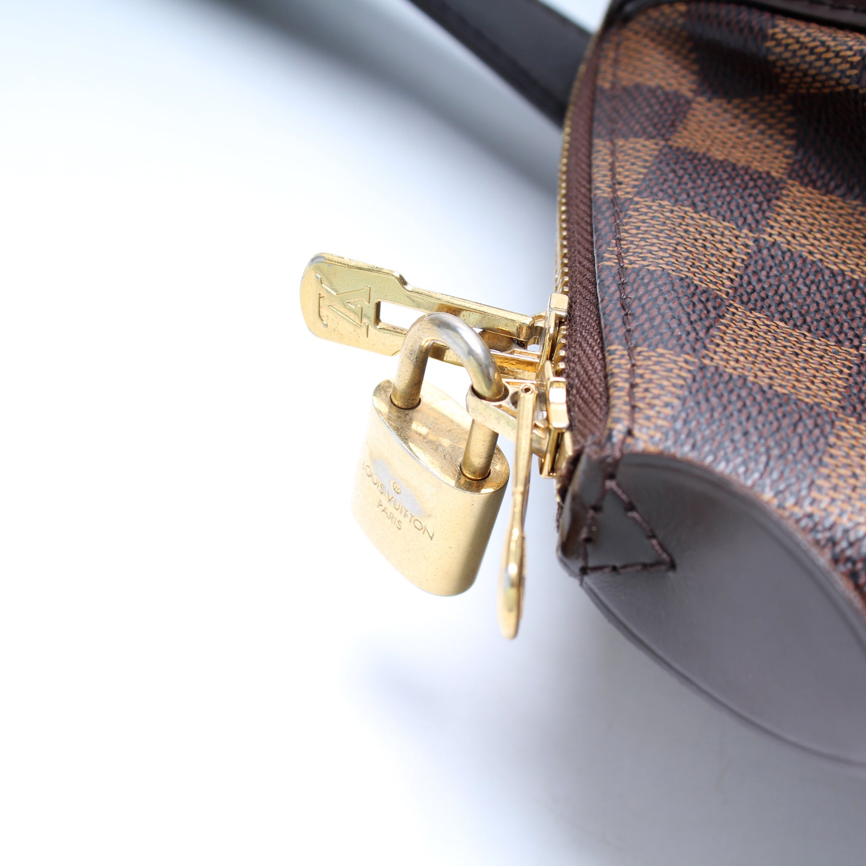 Louis Vuitton Verona MM Damier Ebene, Luxury, Bags & Wallets on Carousell