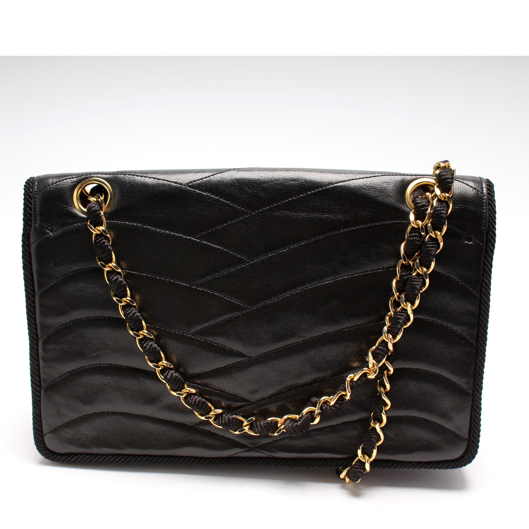 Scallop Quilted Flap Bag Vintage Lambskin – Keeks Designer Handbags