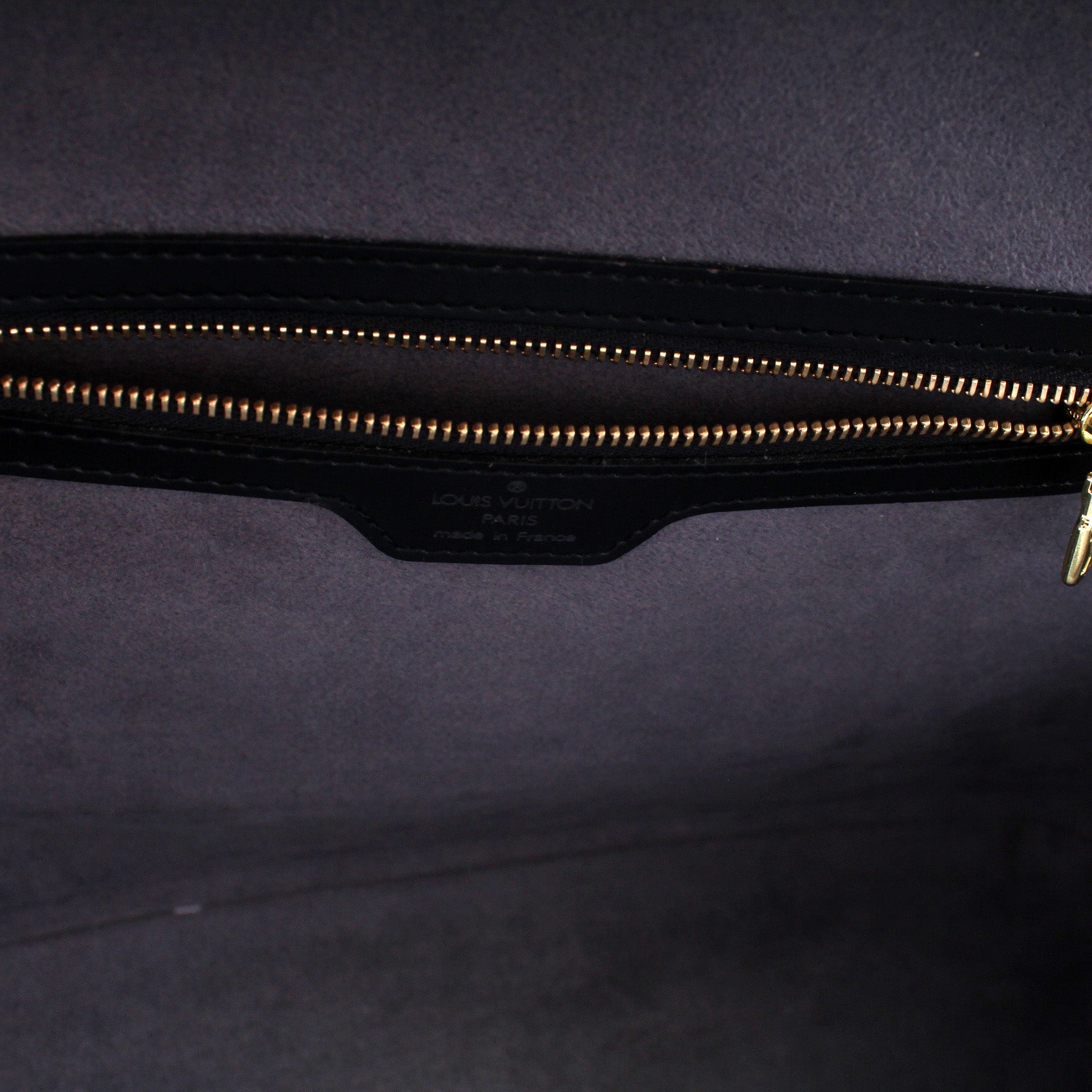 Louis-Vuitton-Epi-Lussac-Shoulder-Bag-Noir-Black-M52282 – dct