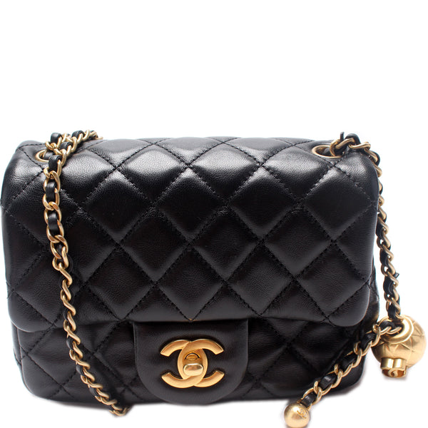 Chanel Pre-owned Pearl Crush Clutch Bag