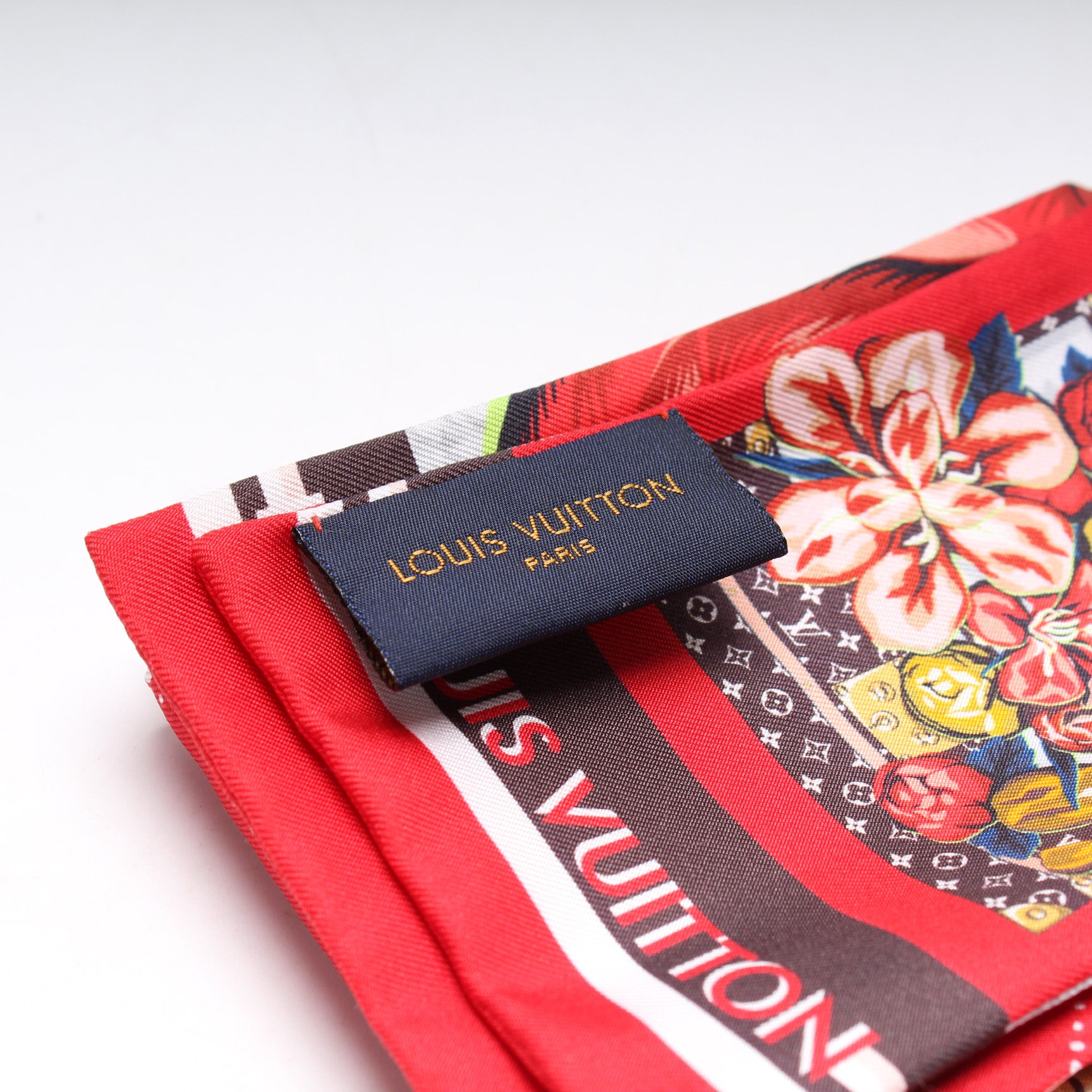 Louis Vuitton - Malles Pink and Red Silk Bandeau