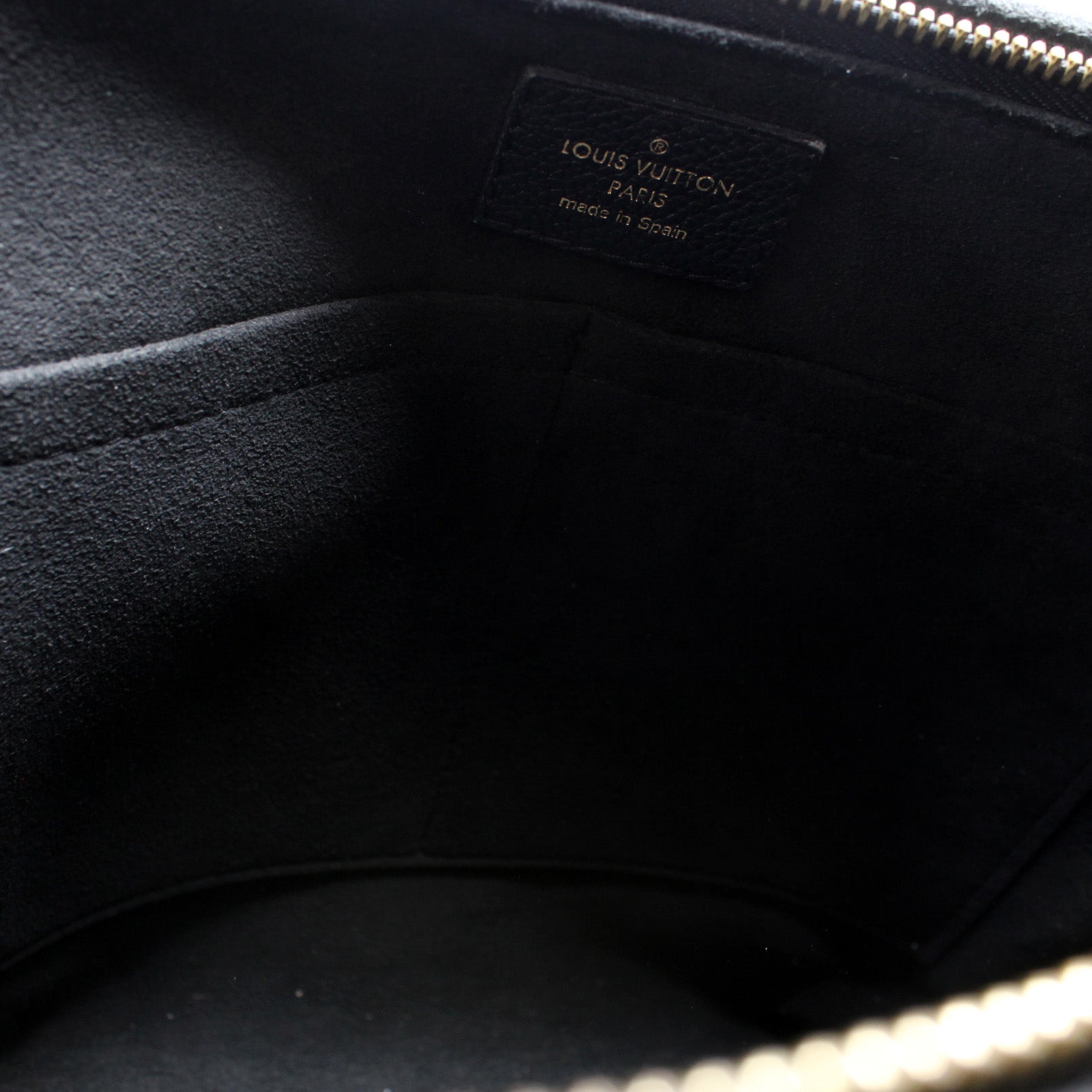 LOUIS VUITTON Surene MM Empreinte Leather Shoulder Bag Black
