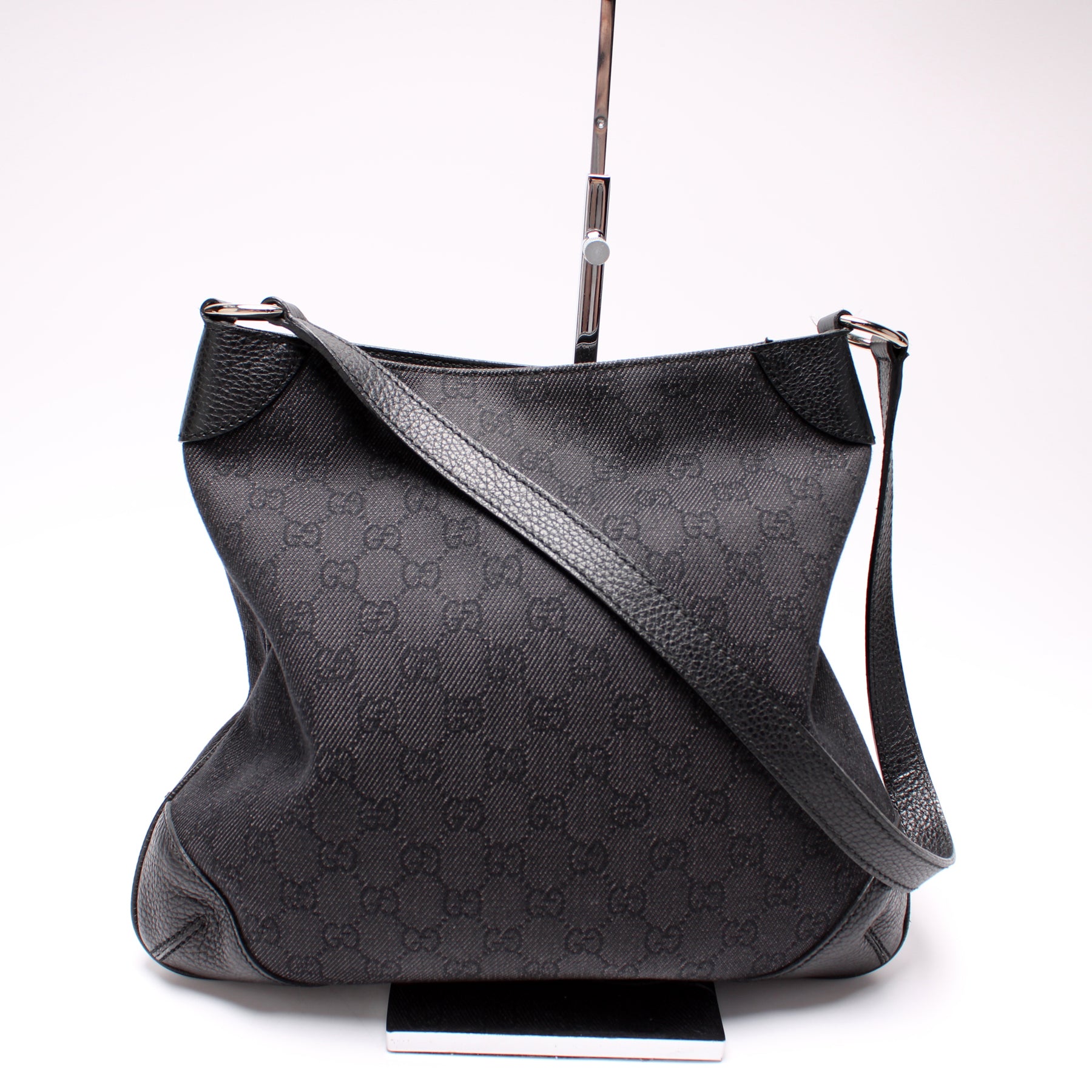 Gucci GG Canvas Shoulder Bag Black